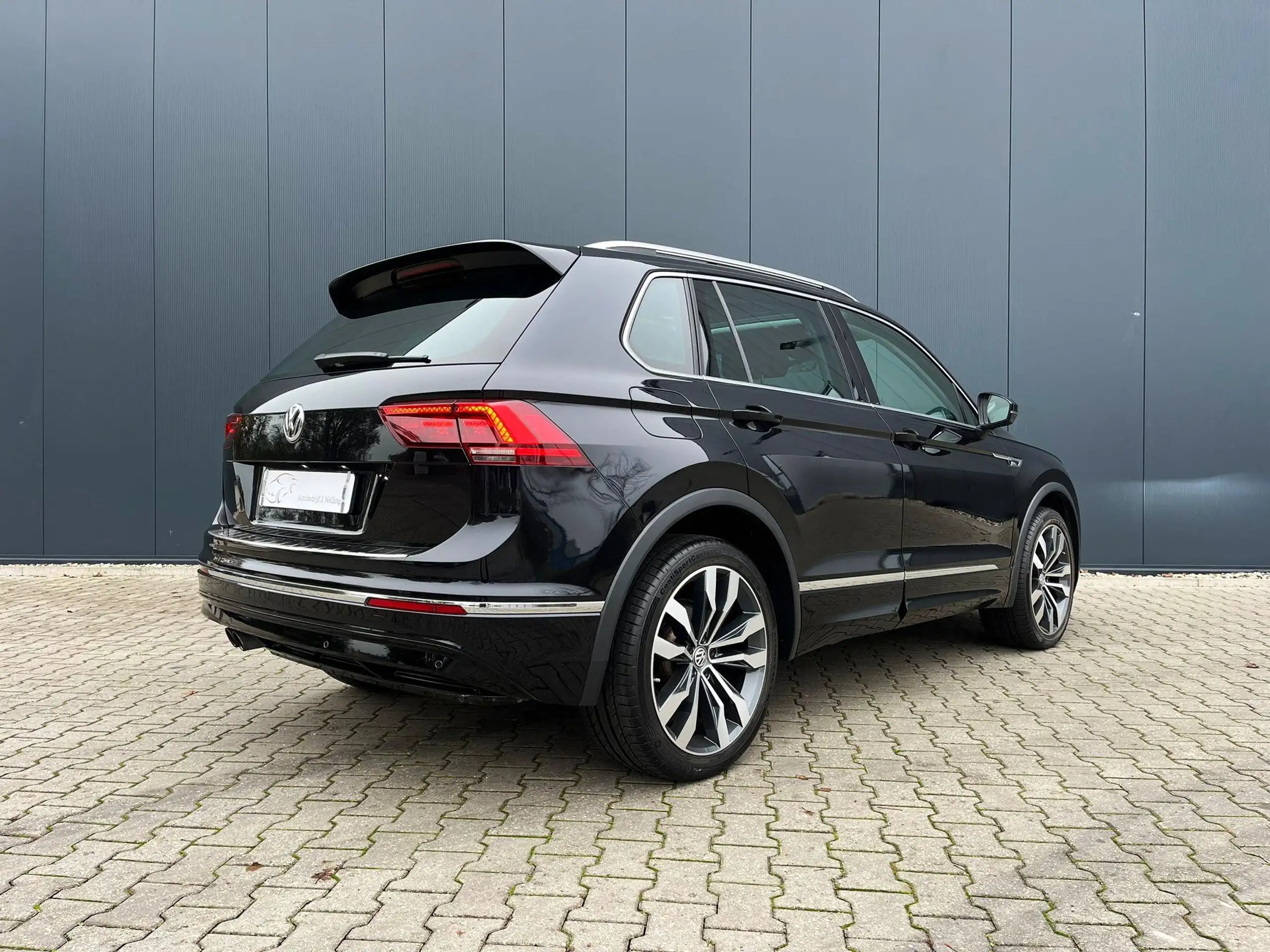 Volkswagen - Tiguan