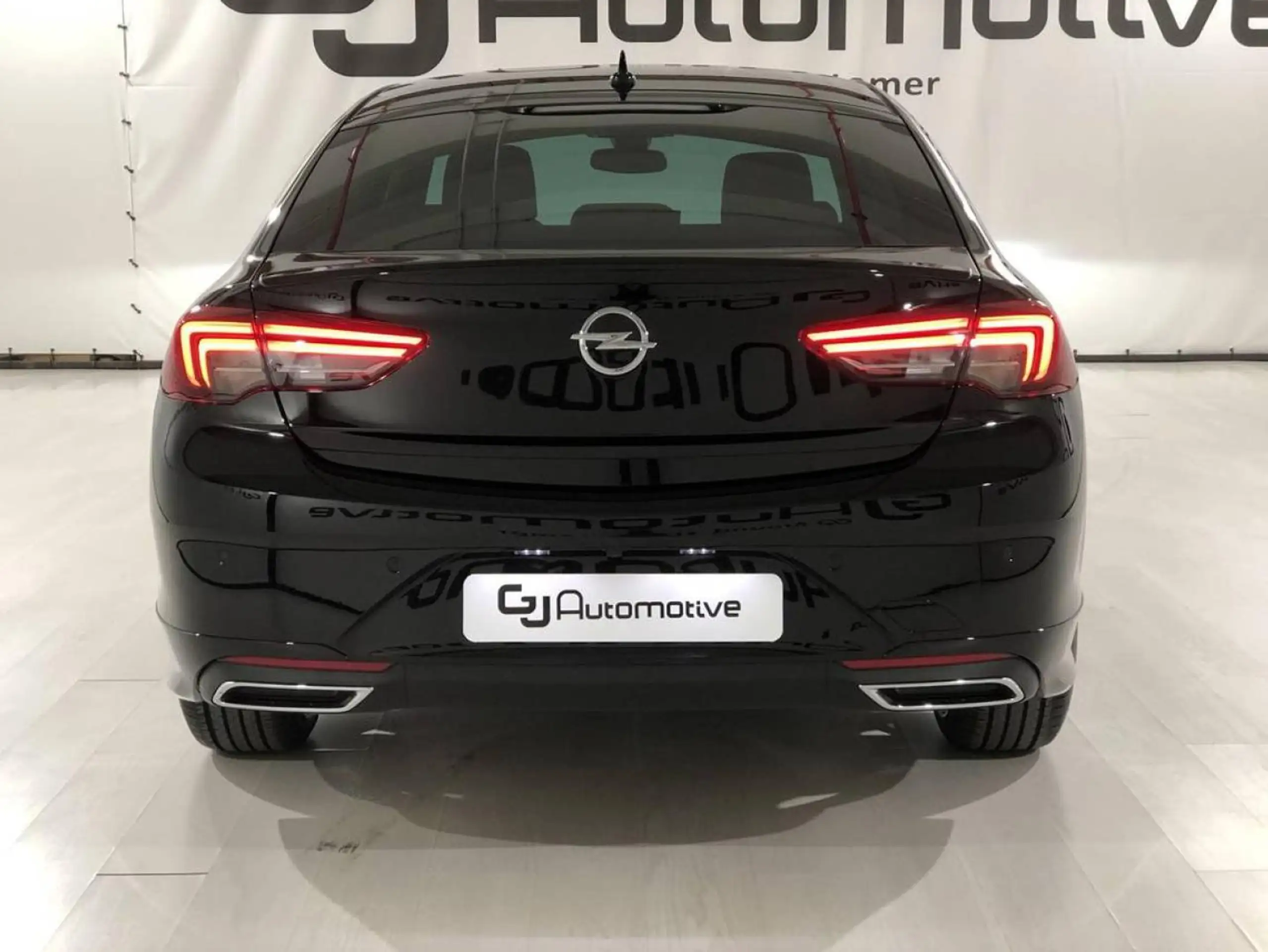 Opel - Insignia