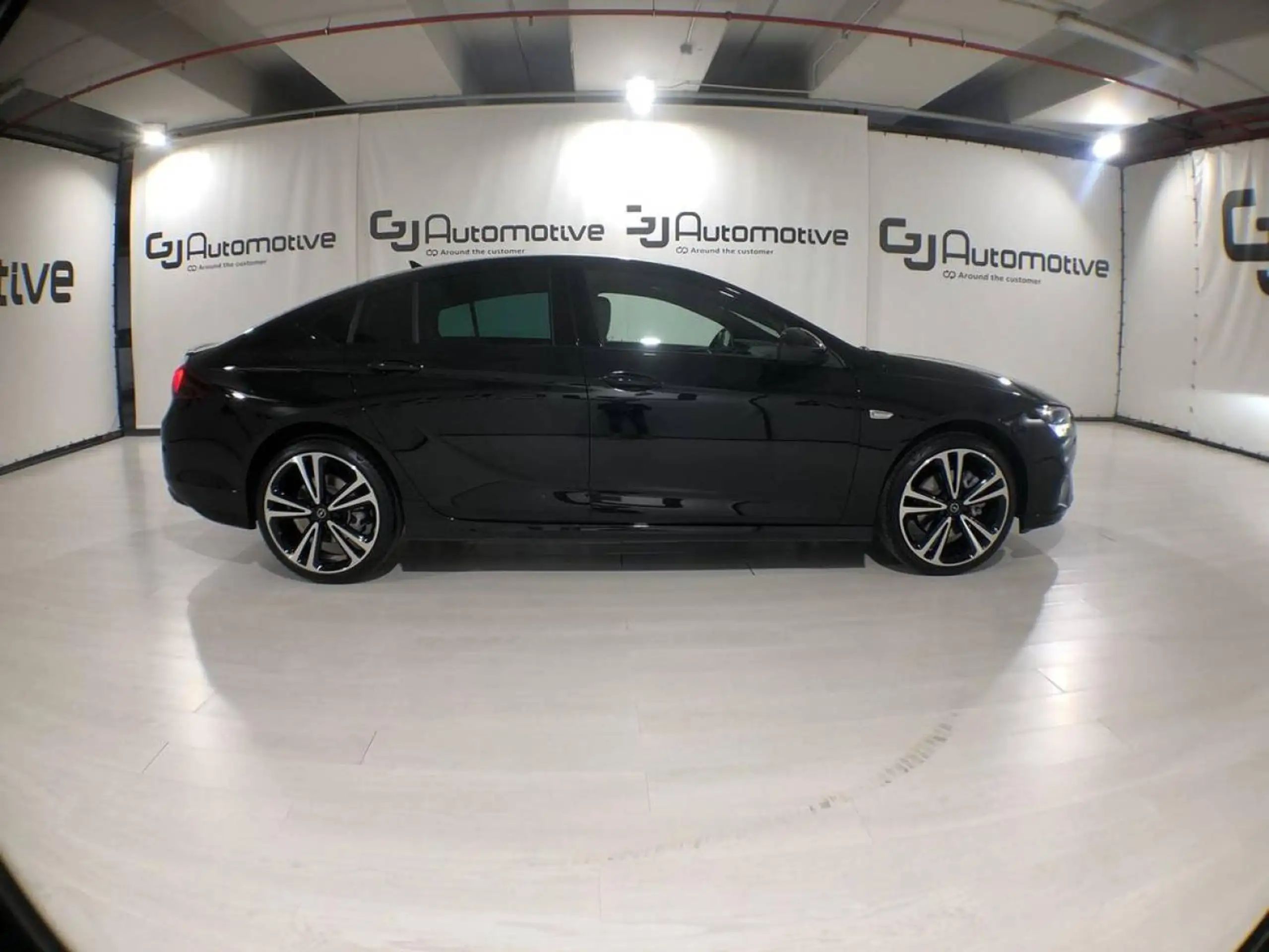 Opel - Insignia