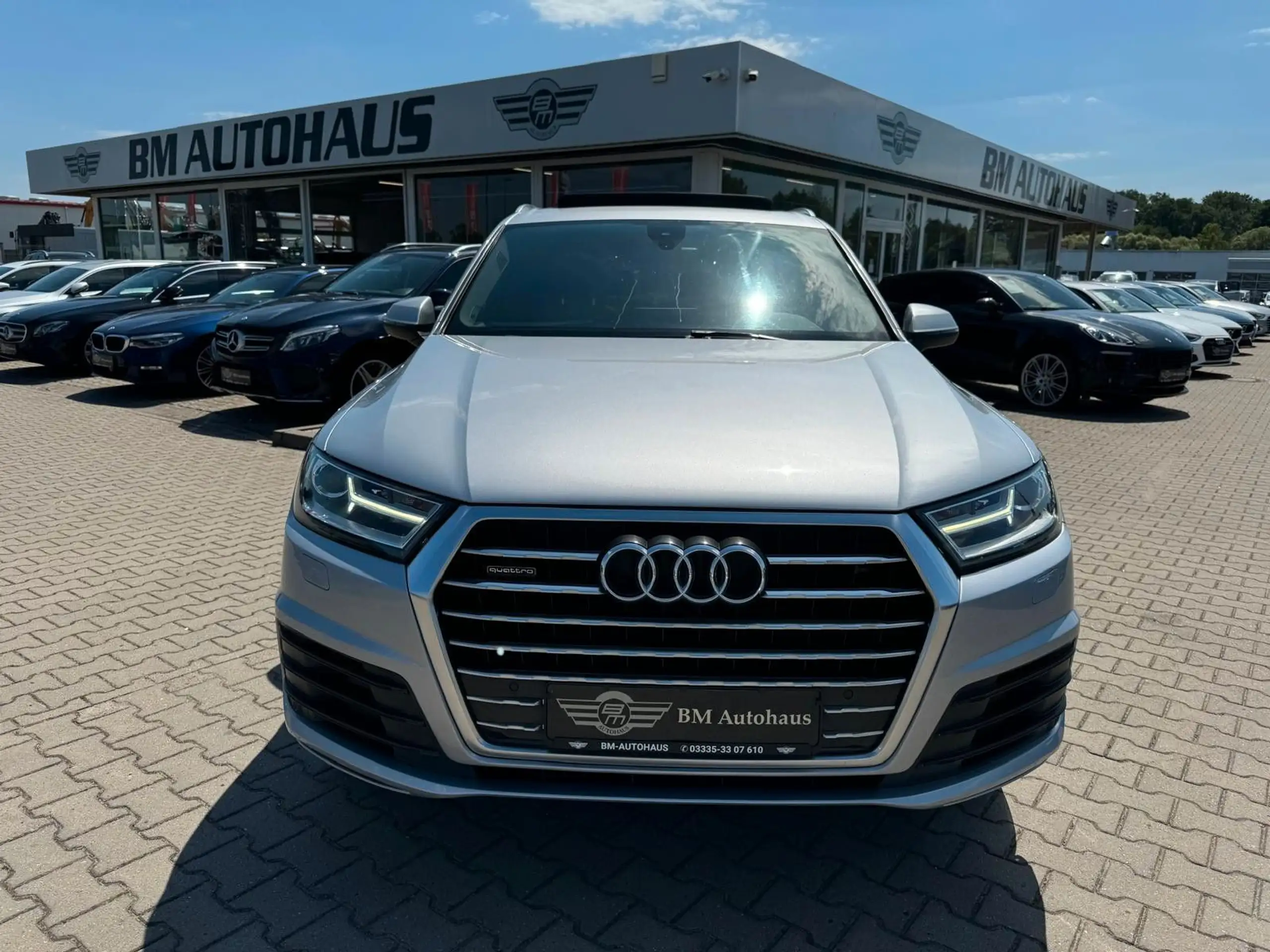 Audi - Q7