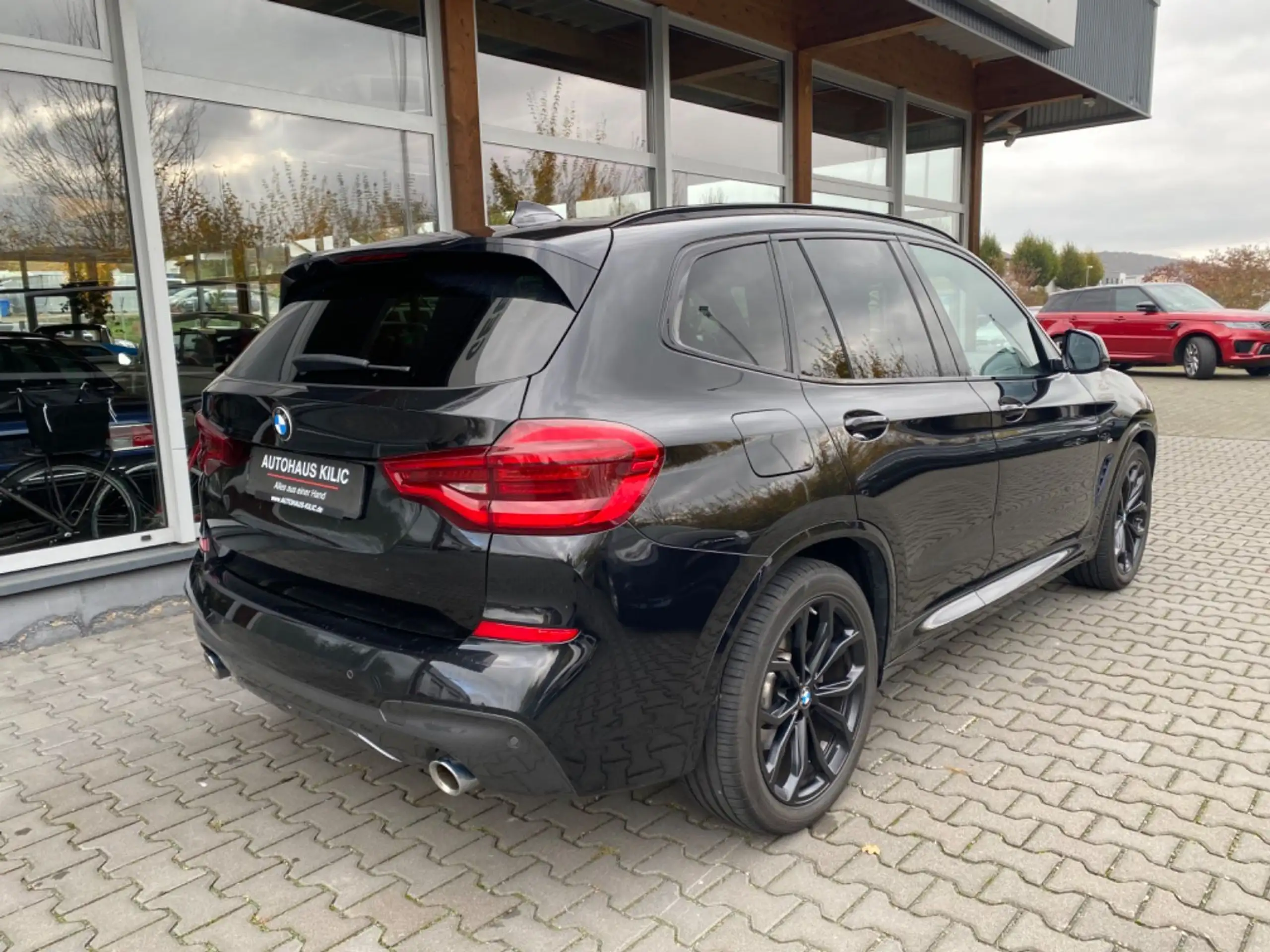 BMW - X3