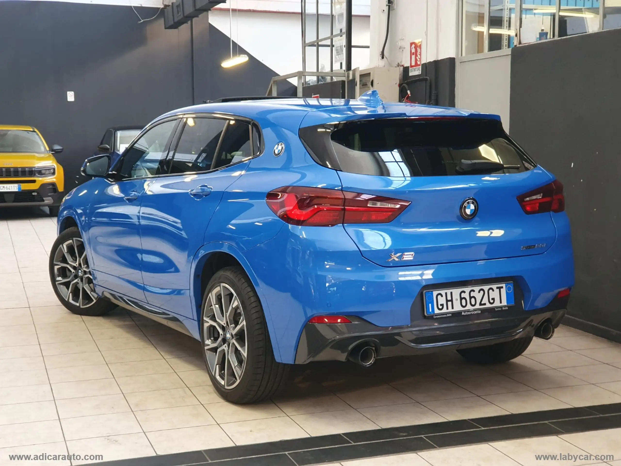 BMW - X2