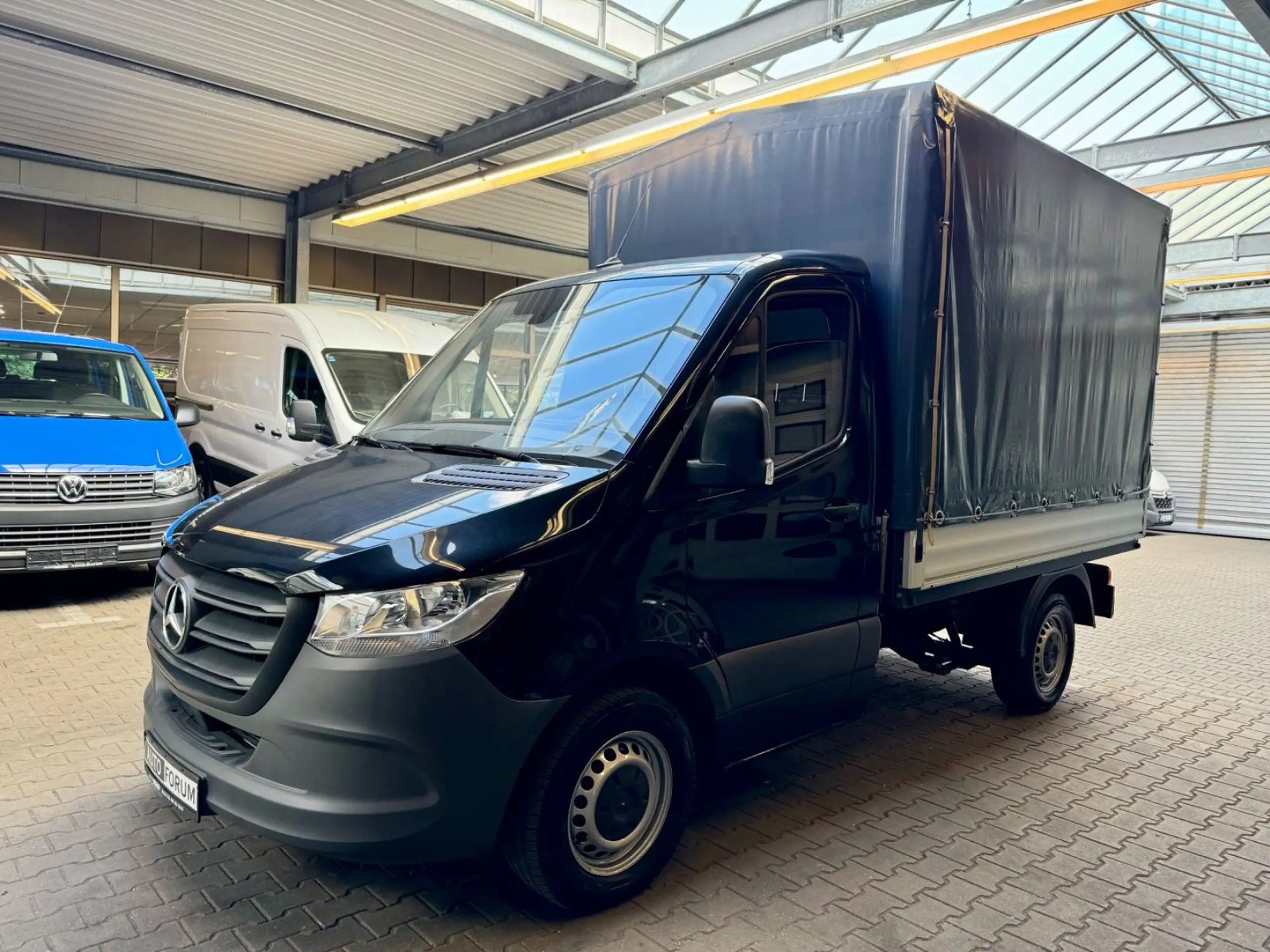 Mercedes-Benz - Sprinter