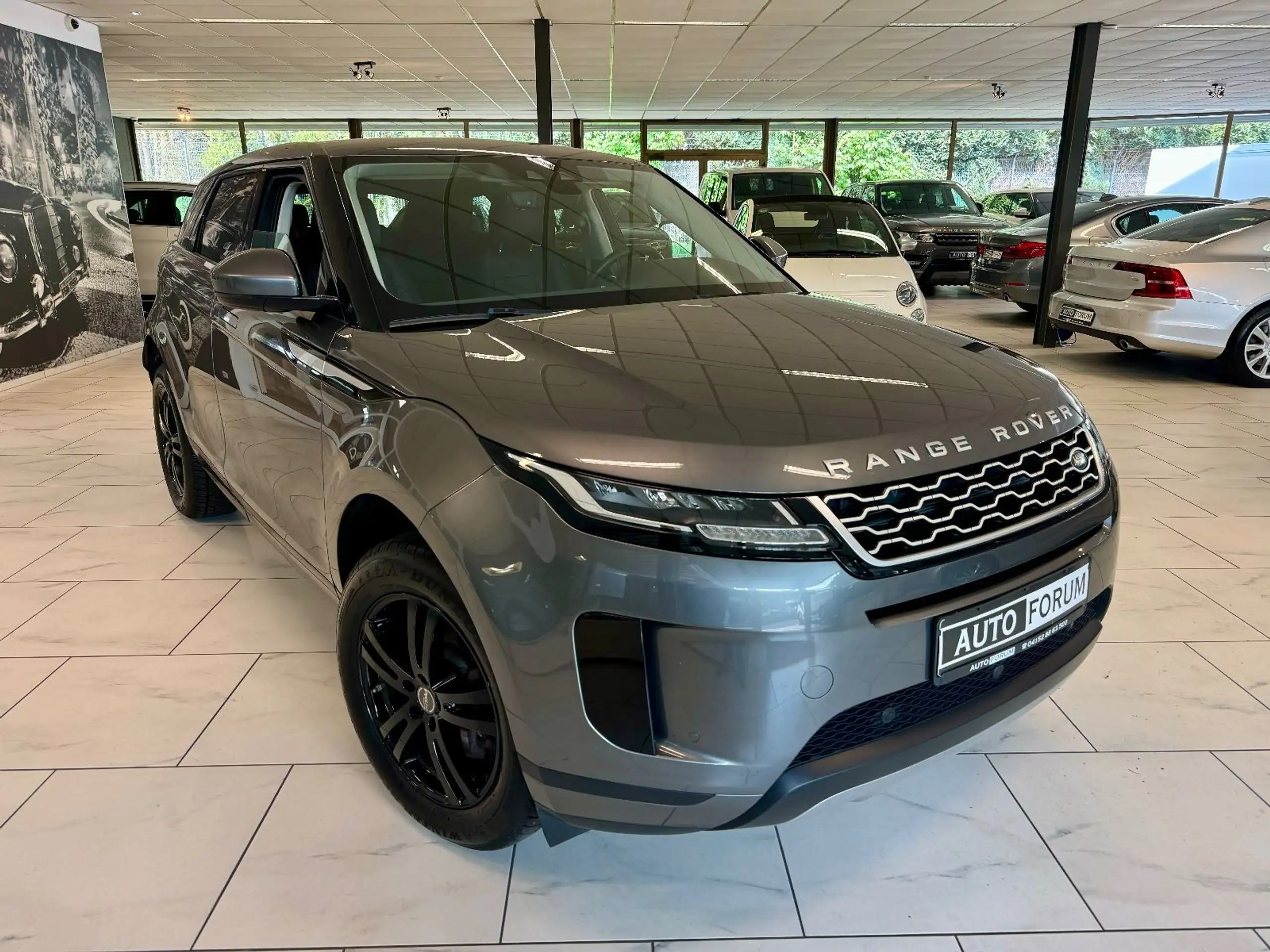 Land Rover - Range Rover Evoque