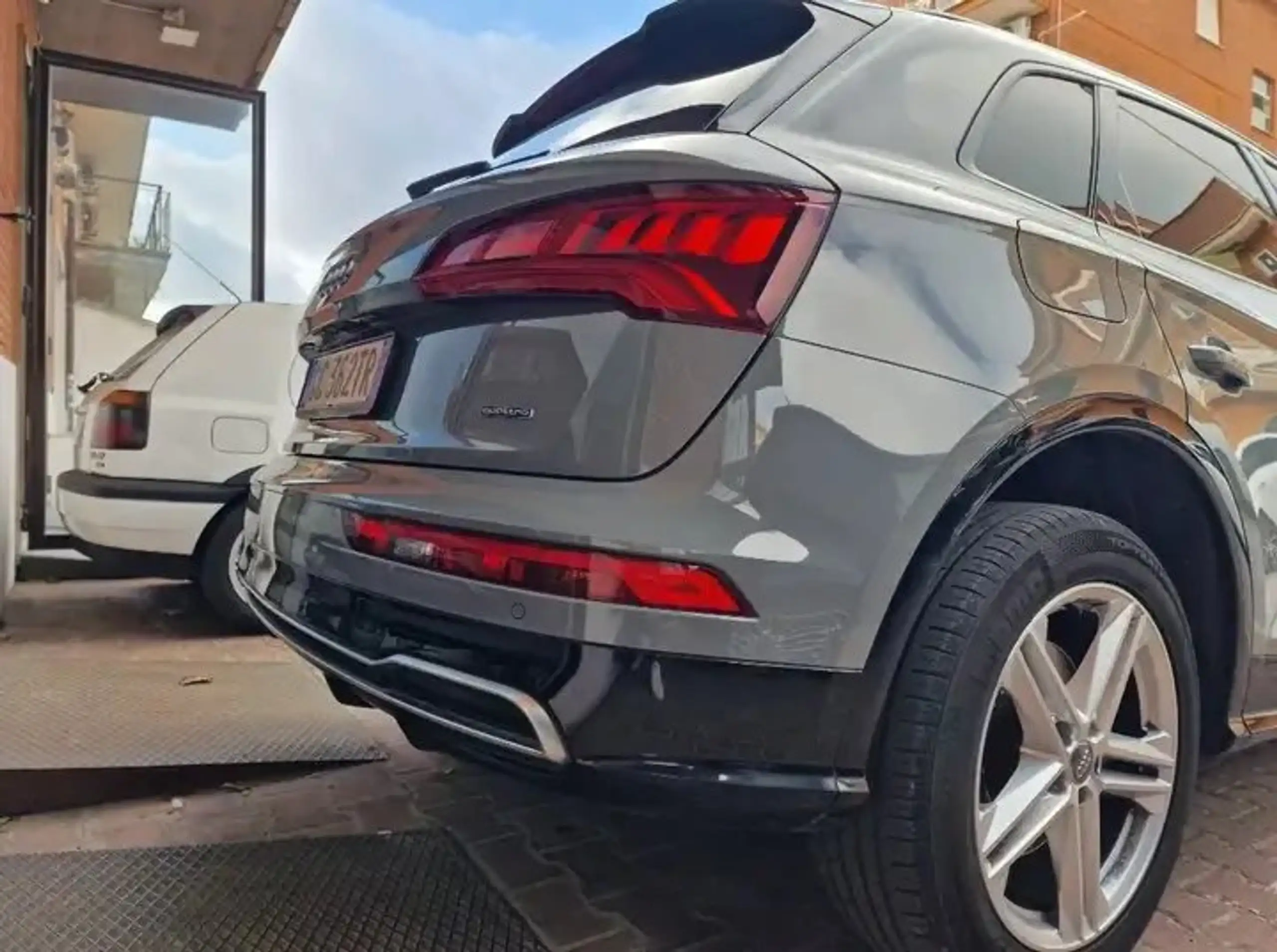 Audi - Q5