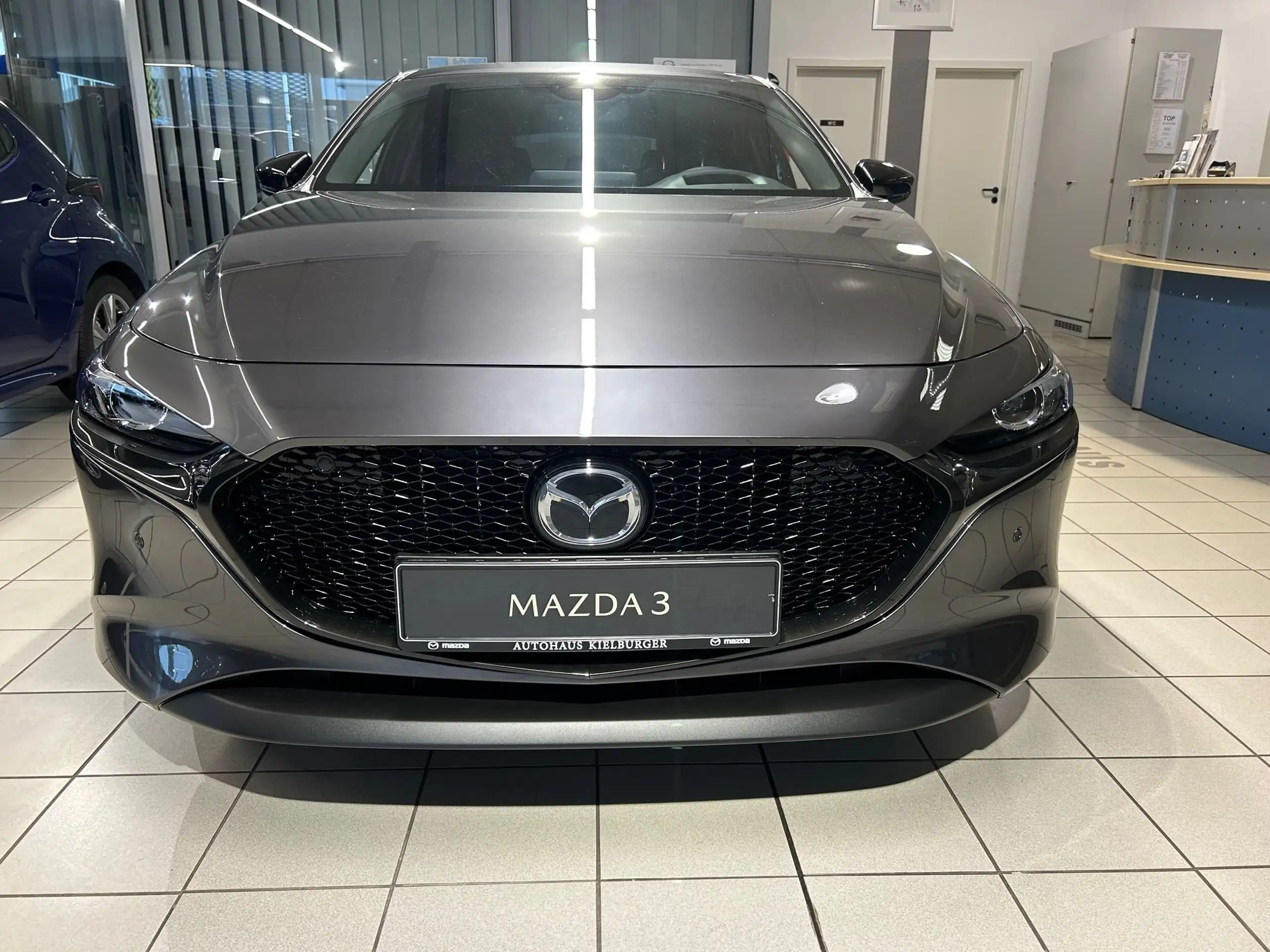 Mazda - 3