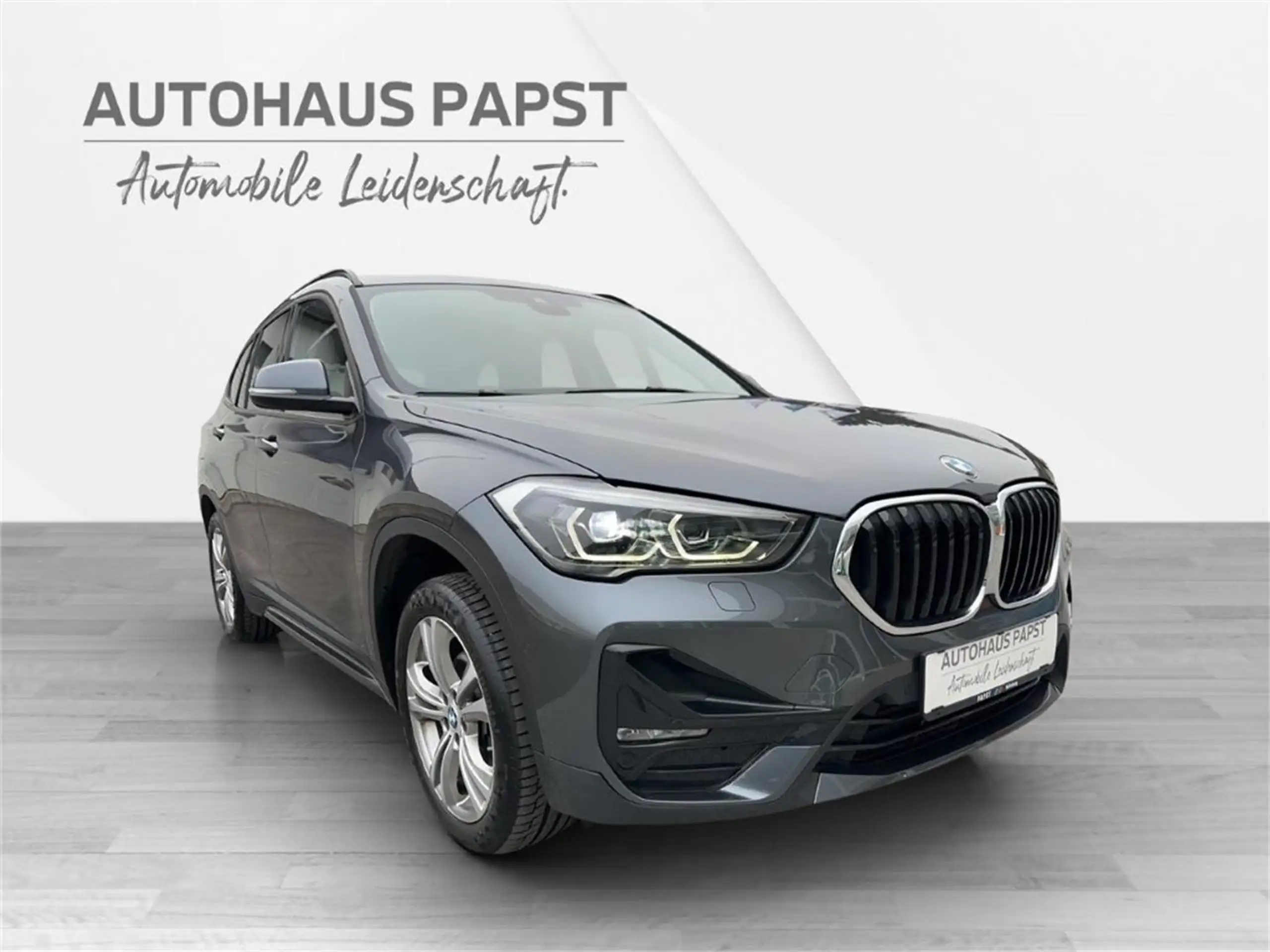 BMW - X1