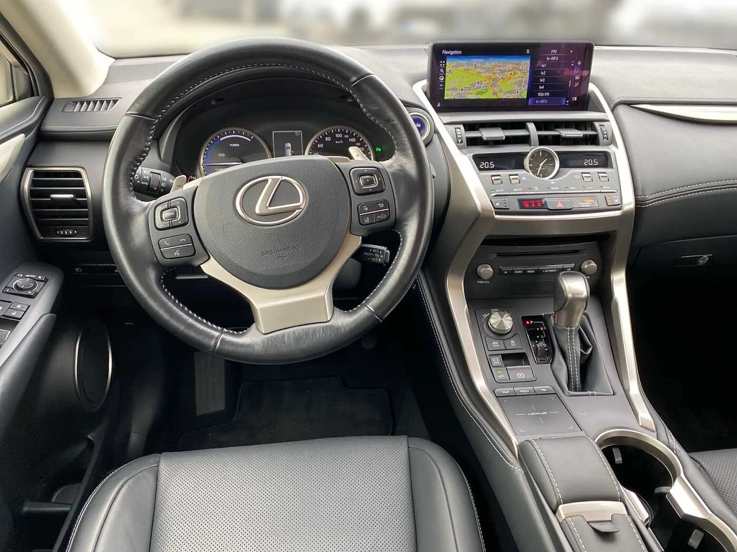 Lexus - NX 300h