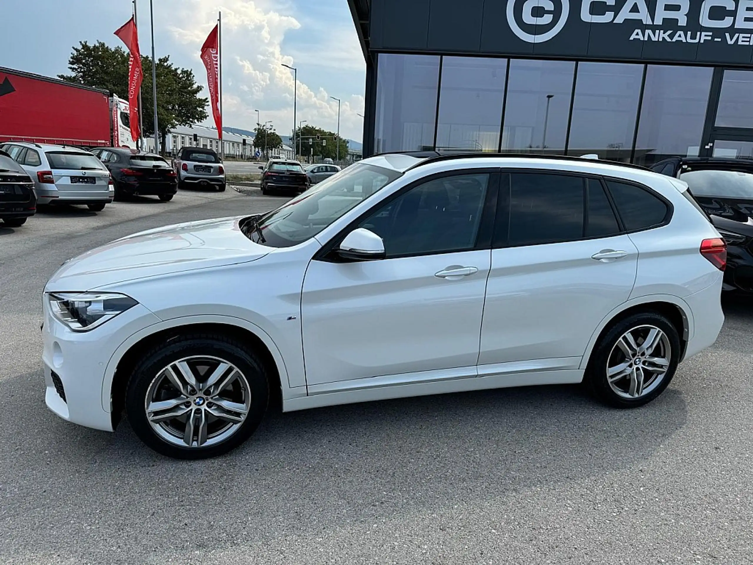 BMW - X1