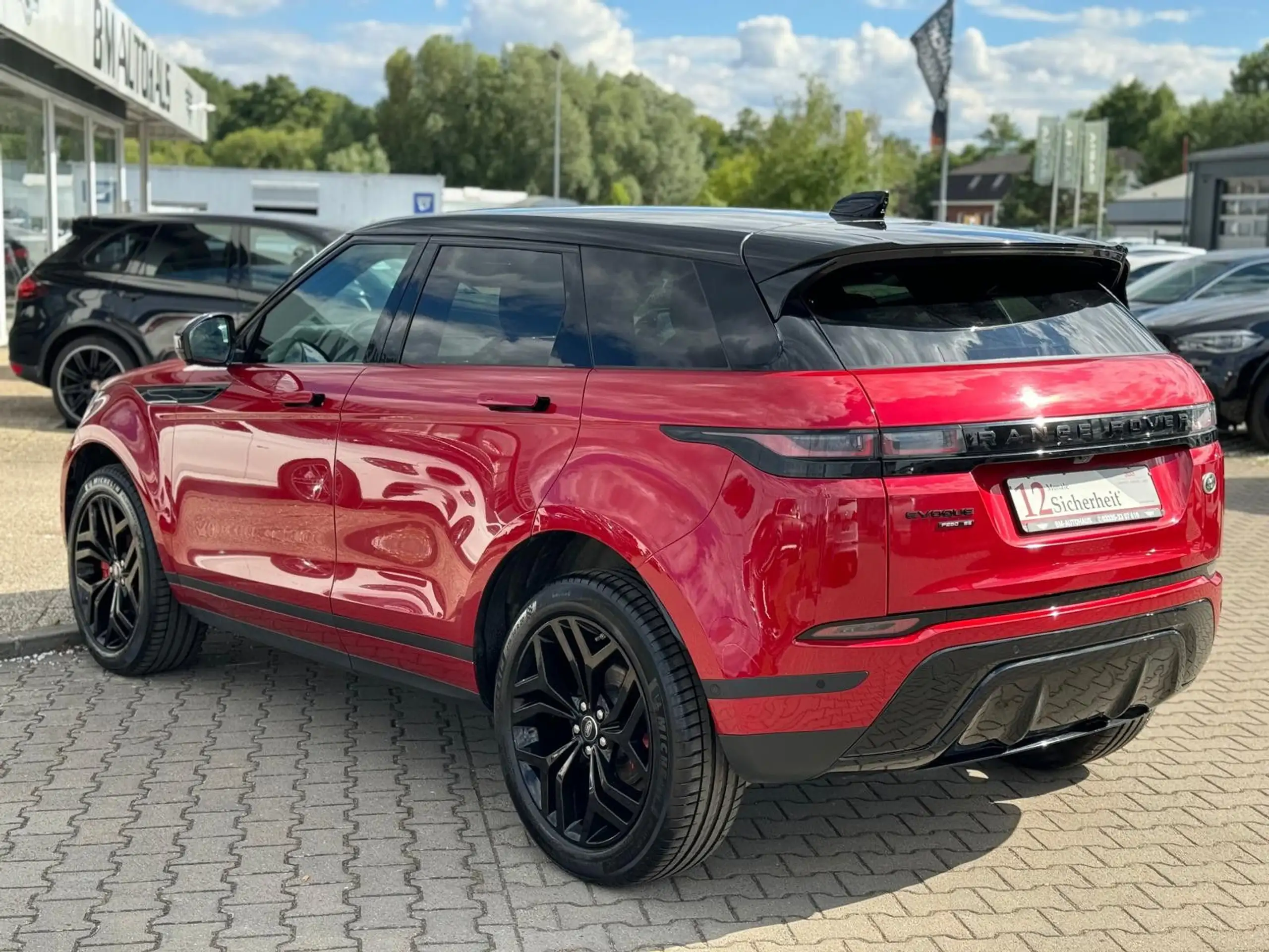 Land Rover - Range Rover Evoque