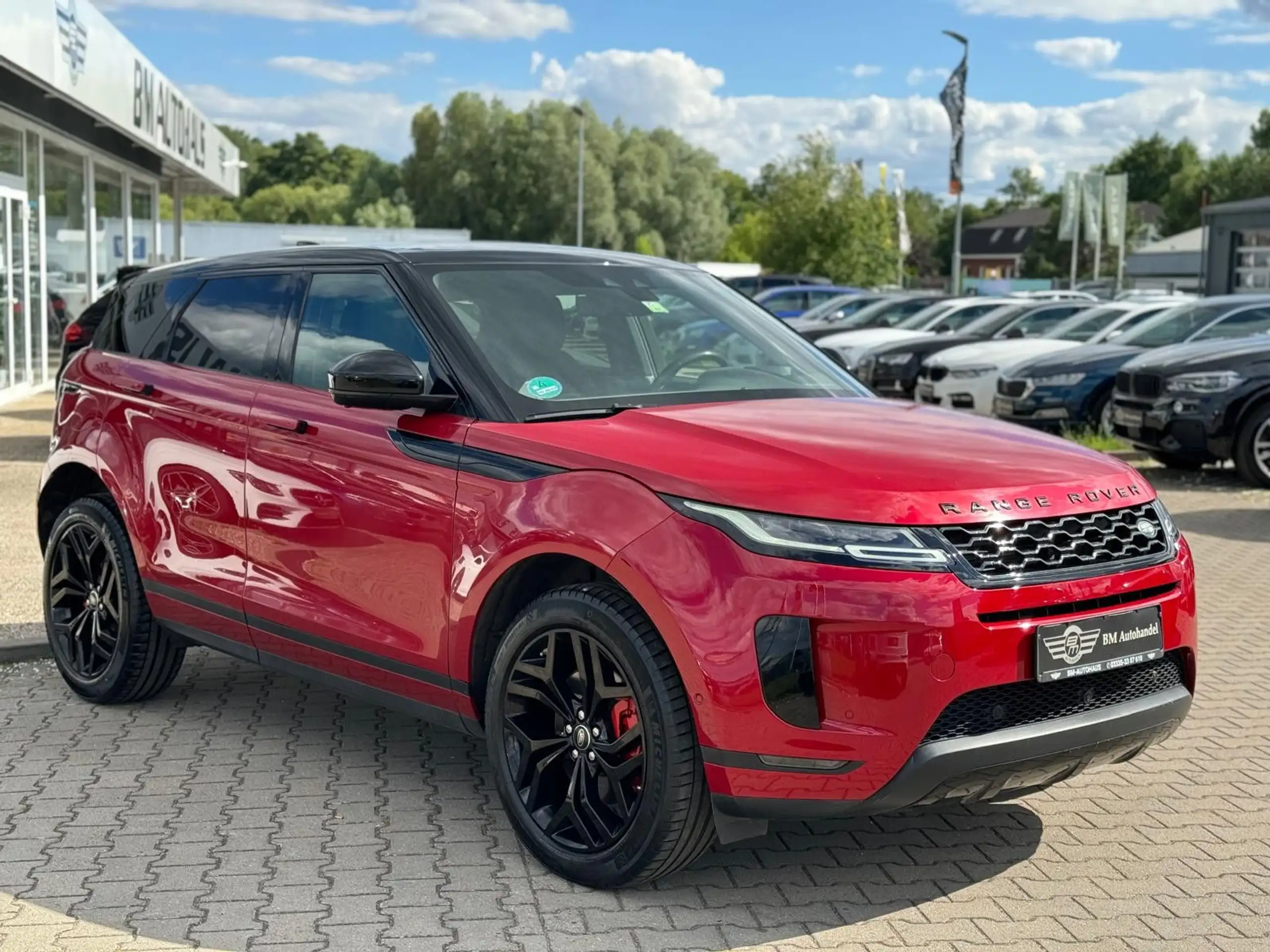 Land Rover - Range Rover Evoque