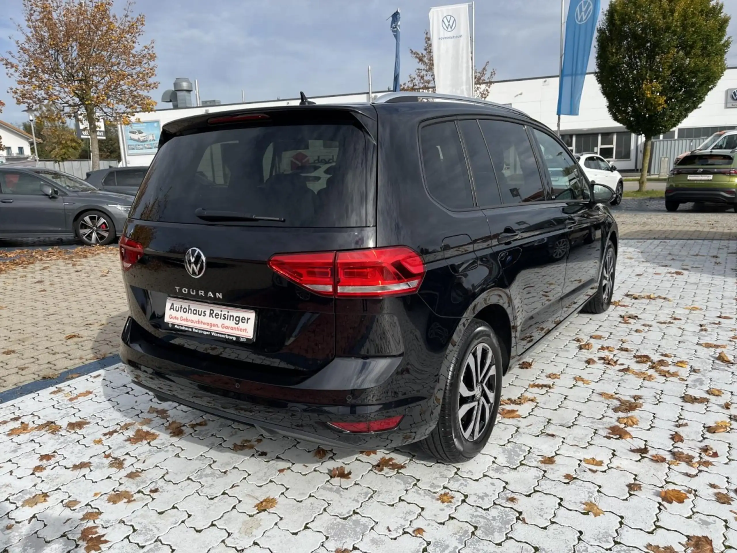 Volkswagen - Touran