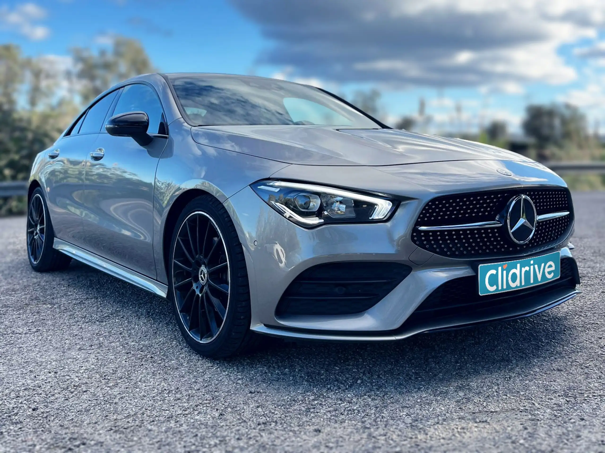 Mercedes-Benz - CLA 180