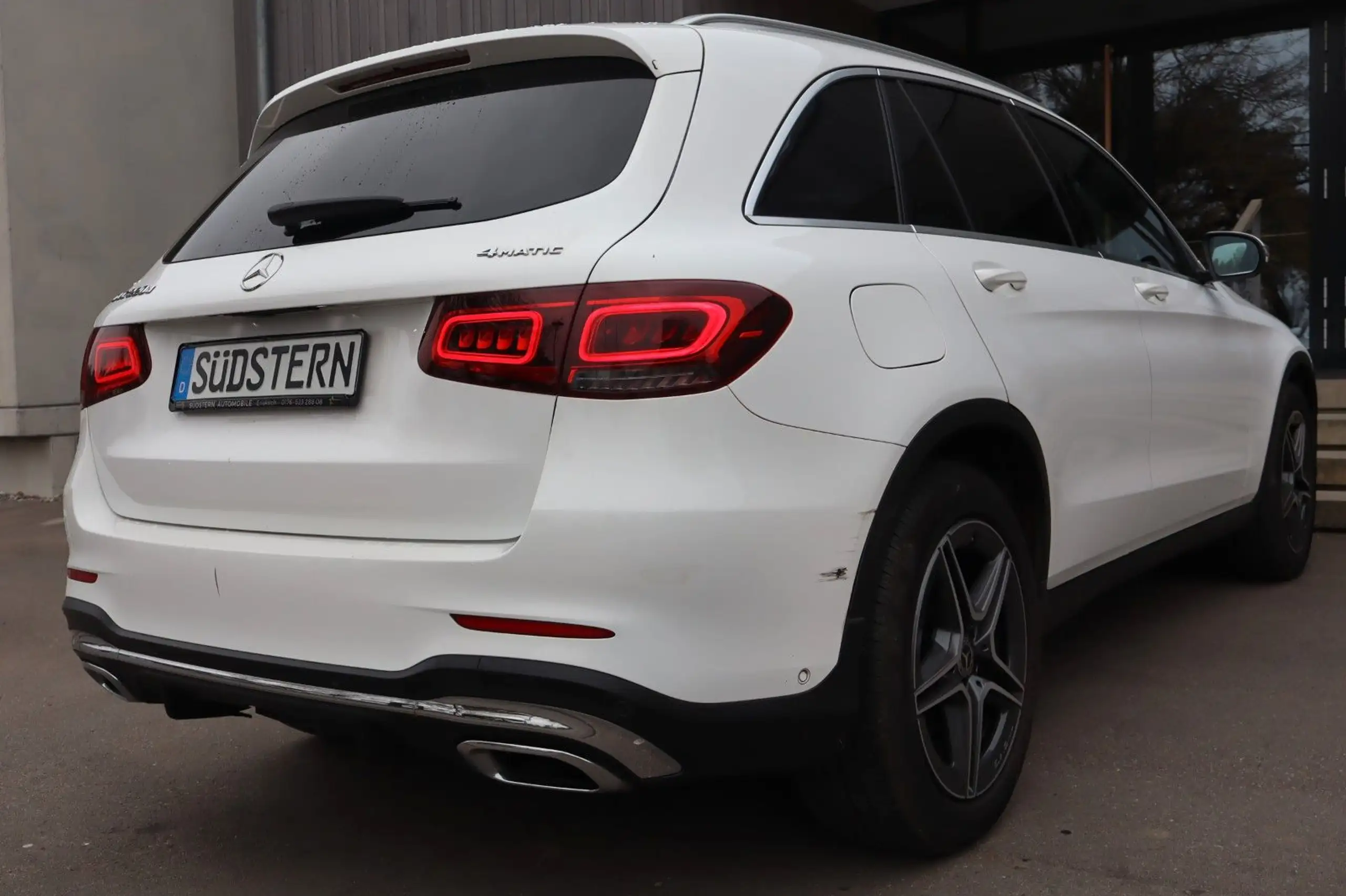 Mercedes-Benz - GLC 220