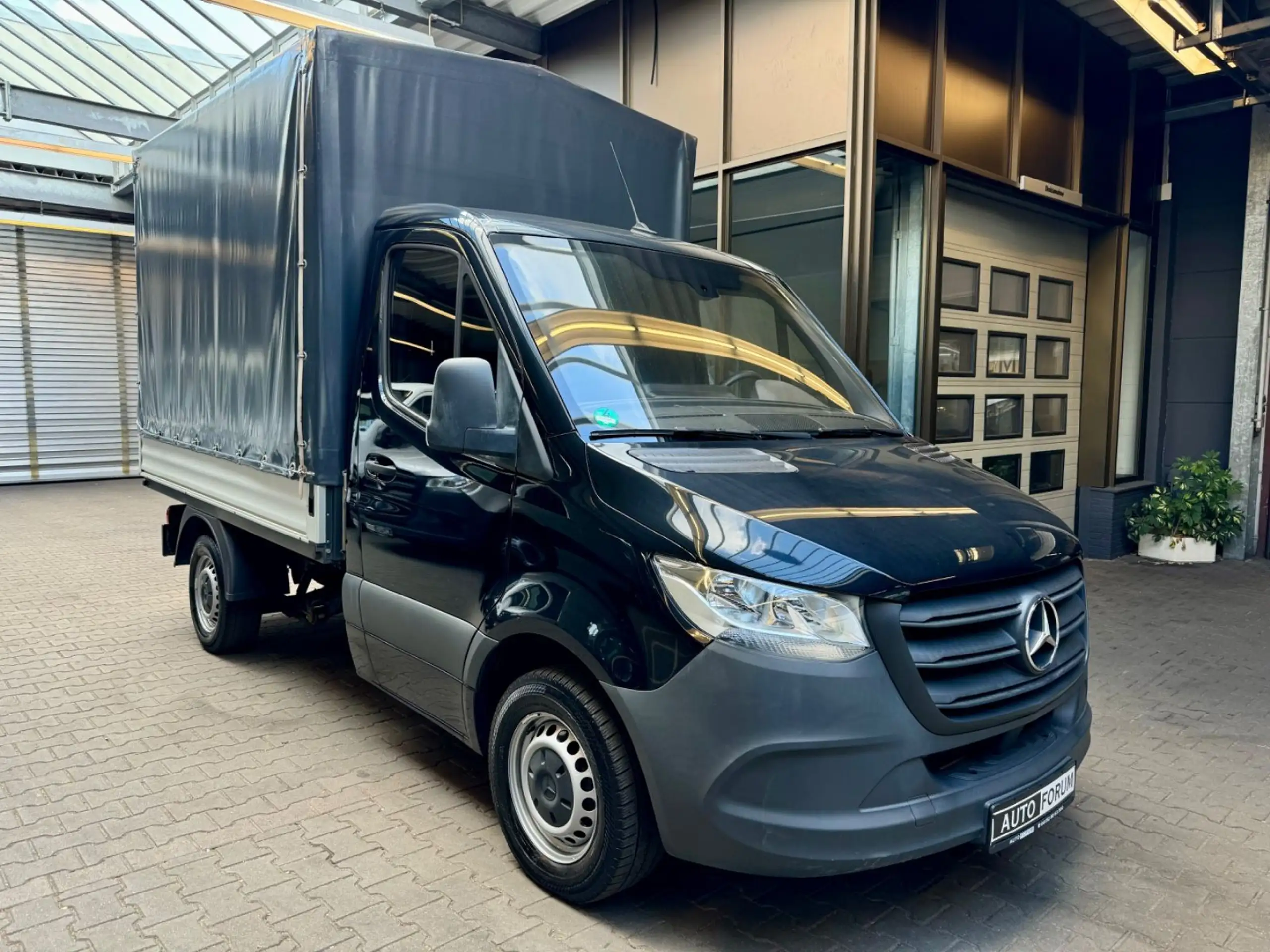 Mercedes-Benz - Sprinter