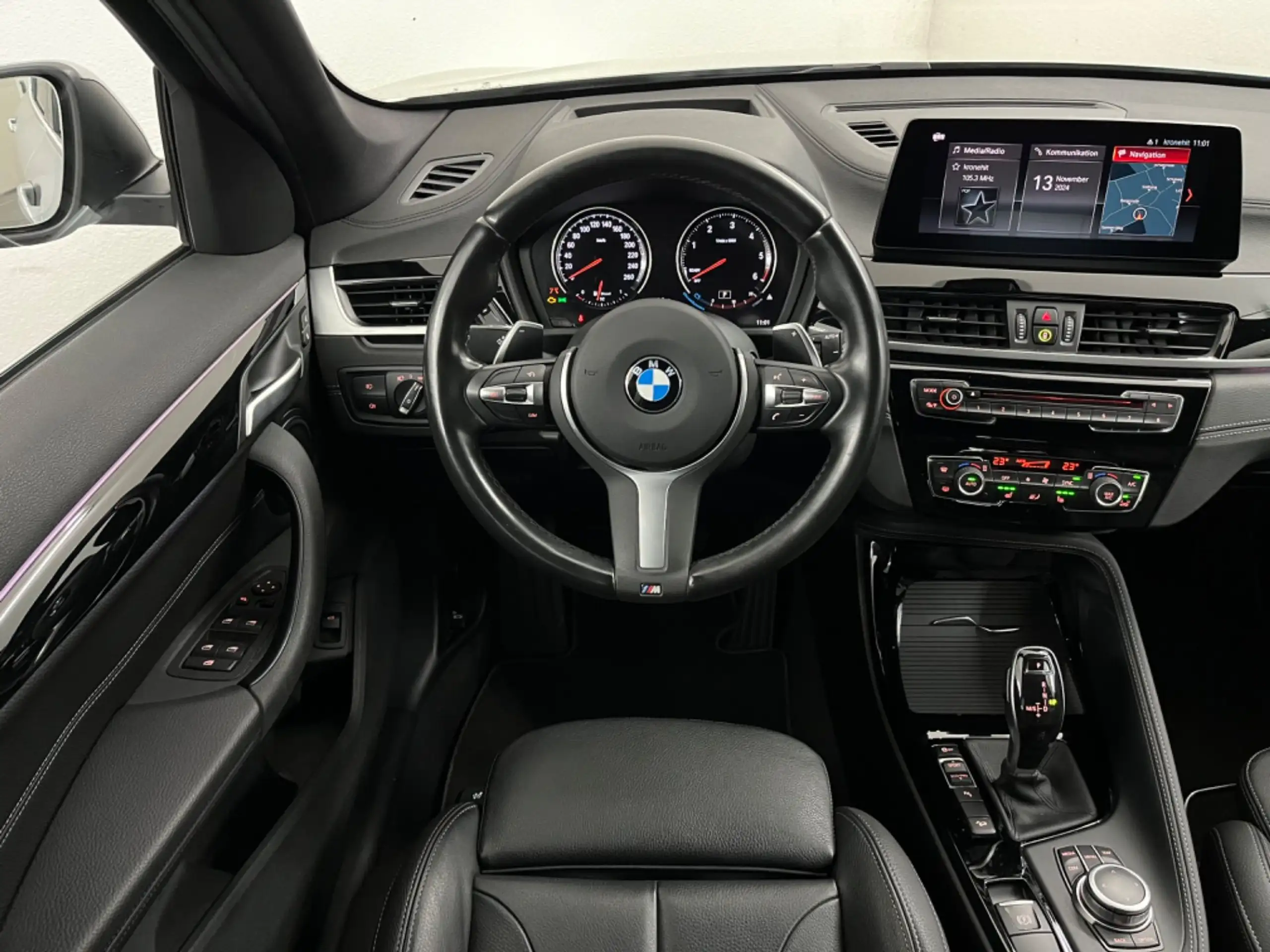 BMW - X1