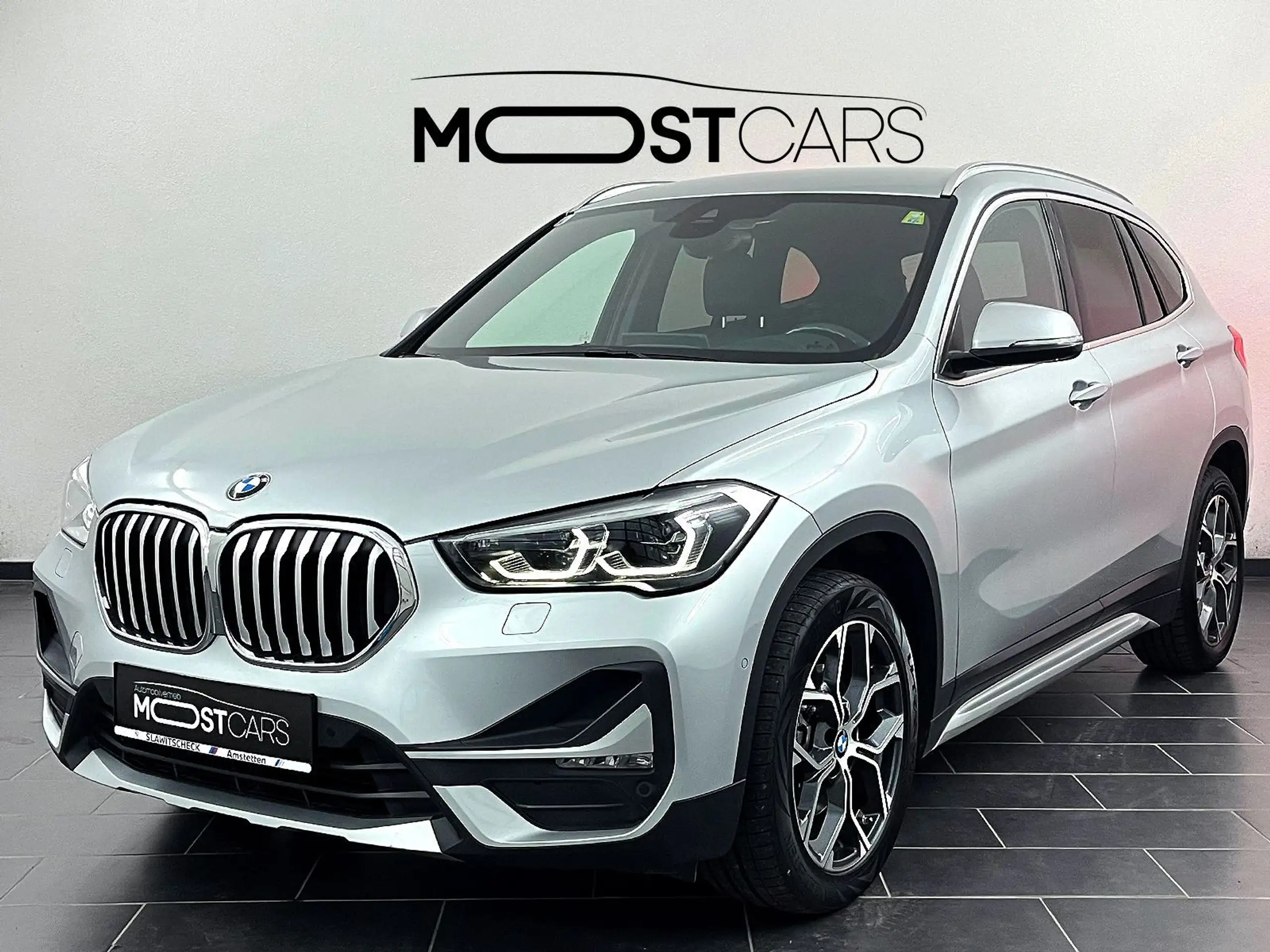 BMW - X1