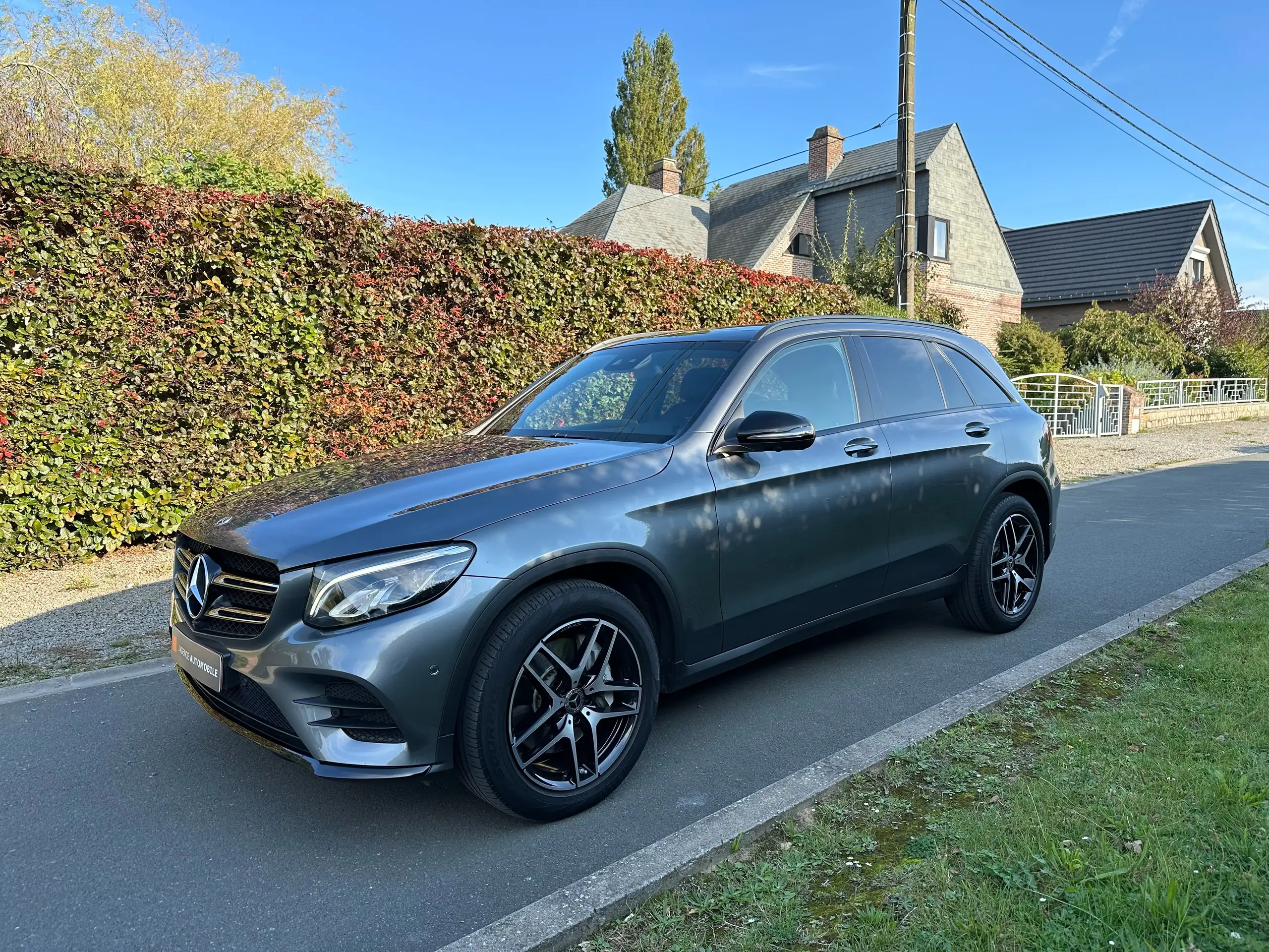 Mercedes-Benz - GLC 220