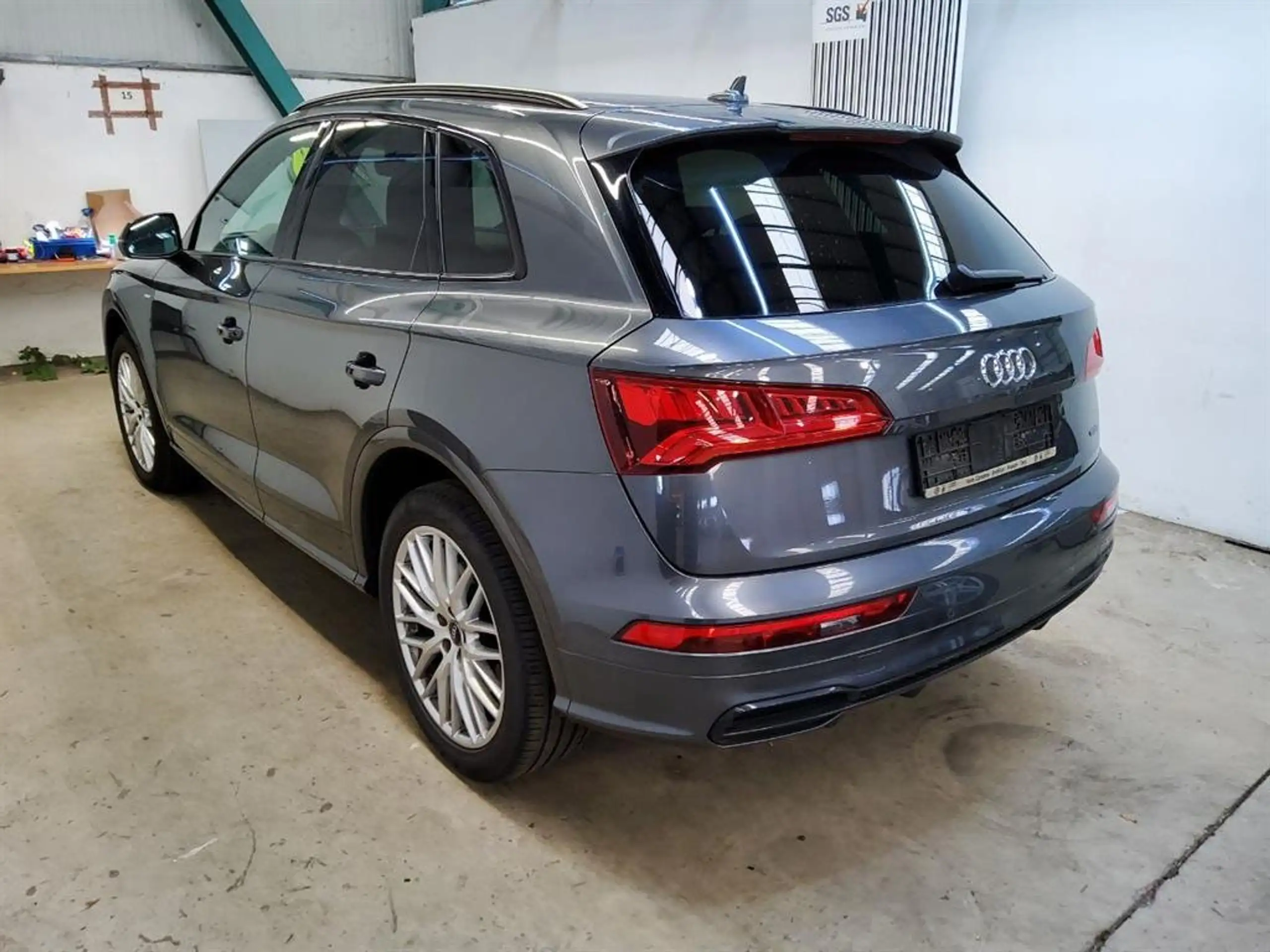 Audi - Q5