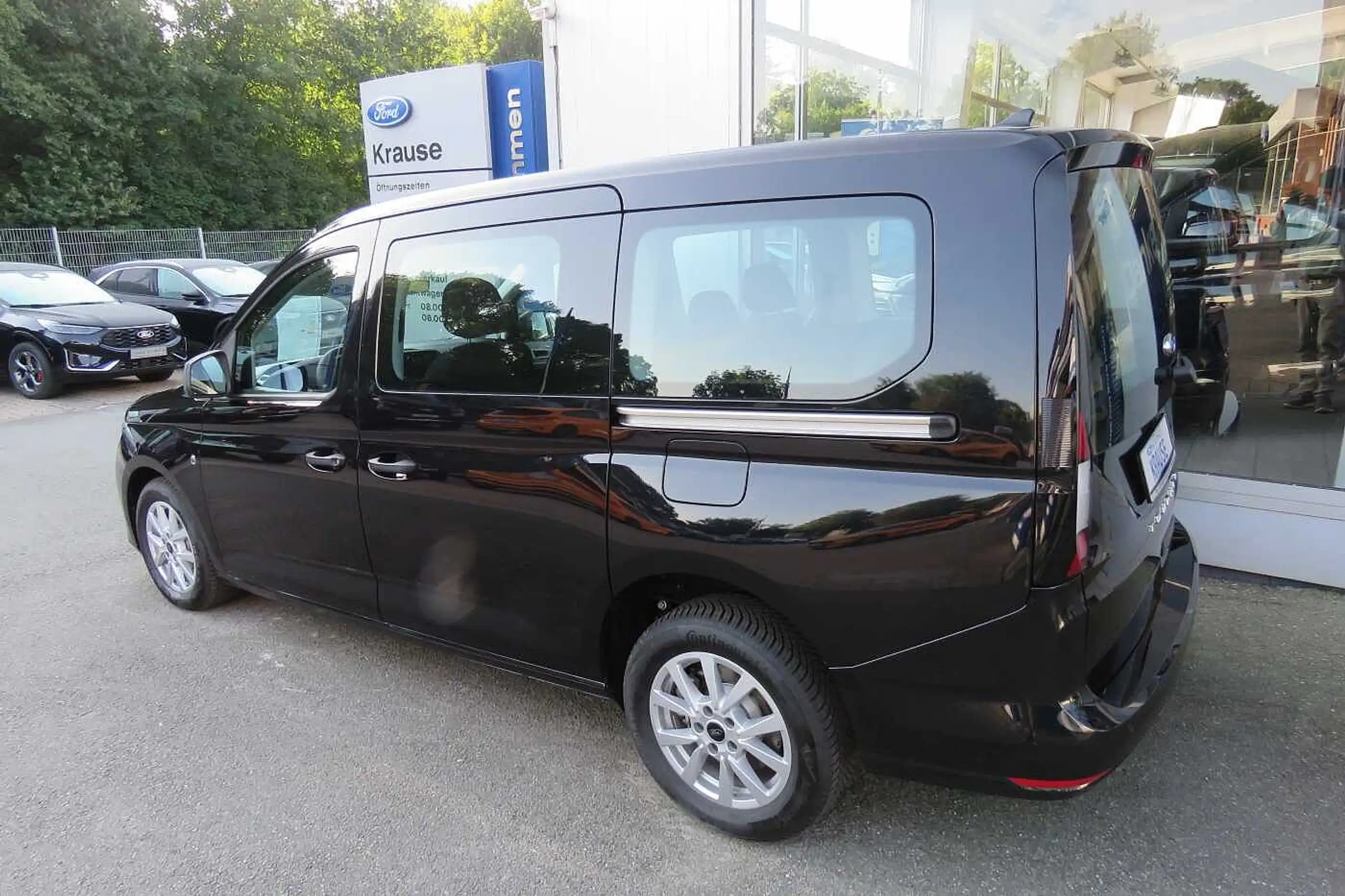 Ford - Tourneo Connect