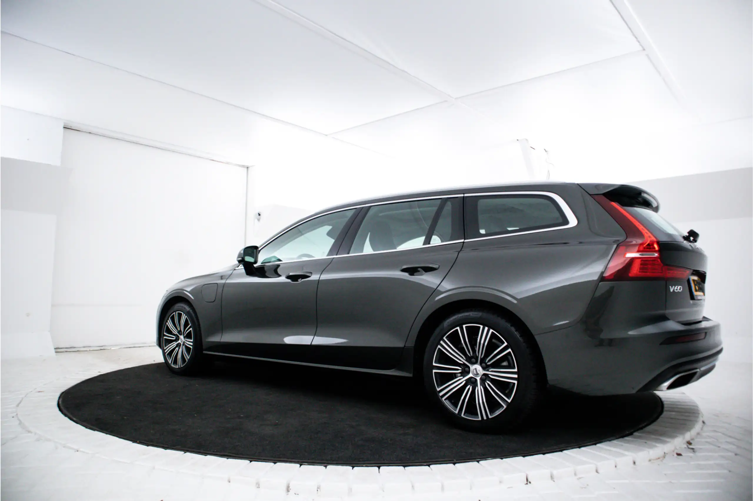 Volvo - V60