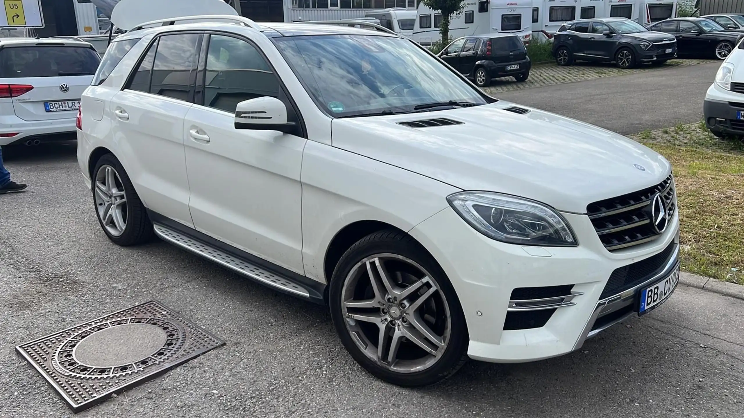 Mercedes-Benz - ML 350