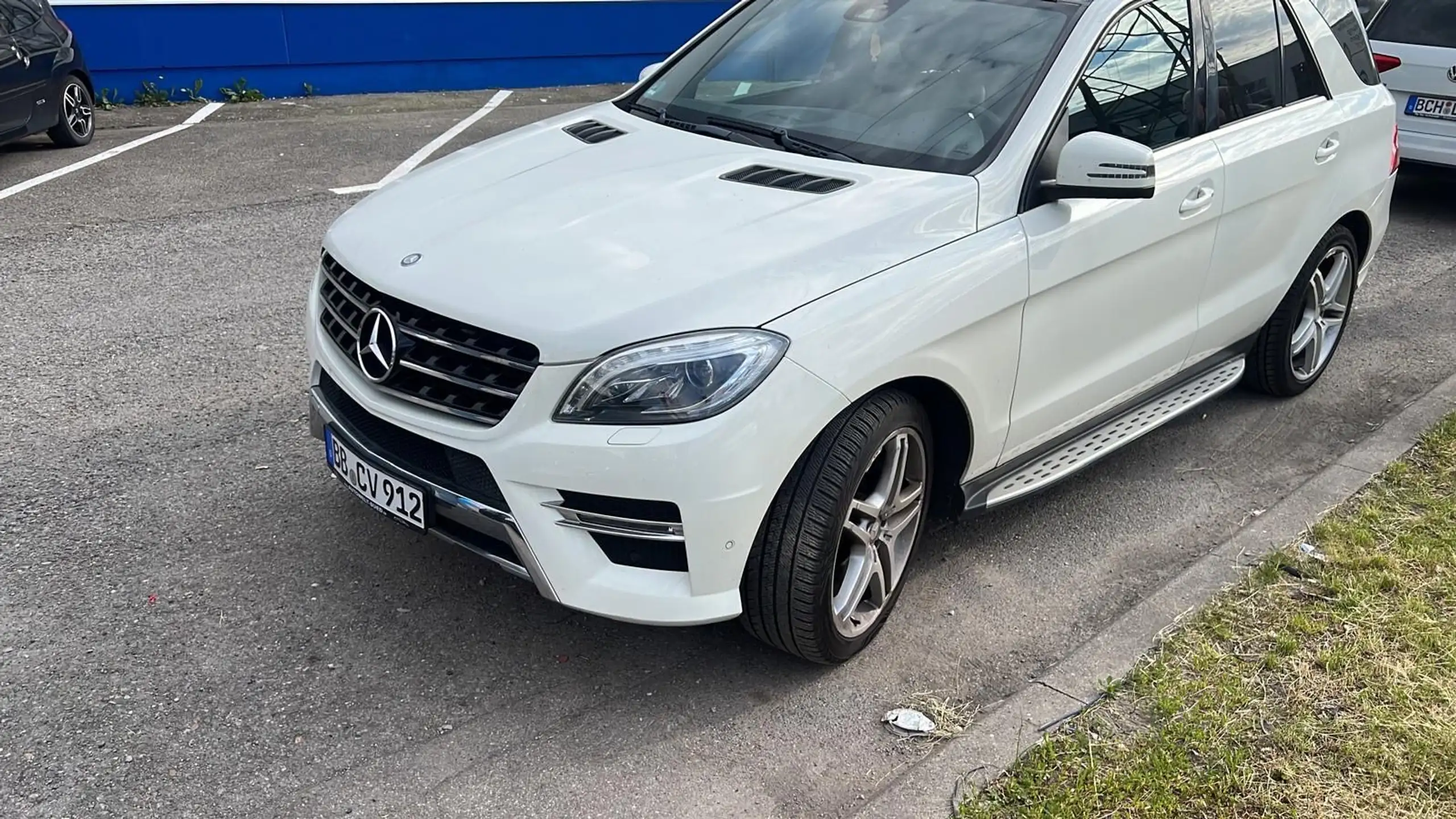 Mercedes-Benz - ML 350