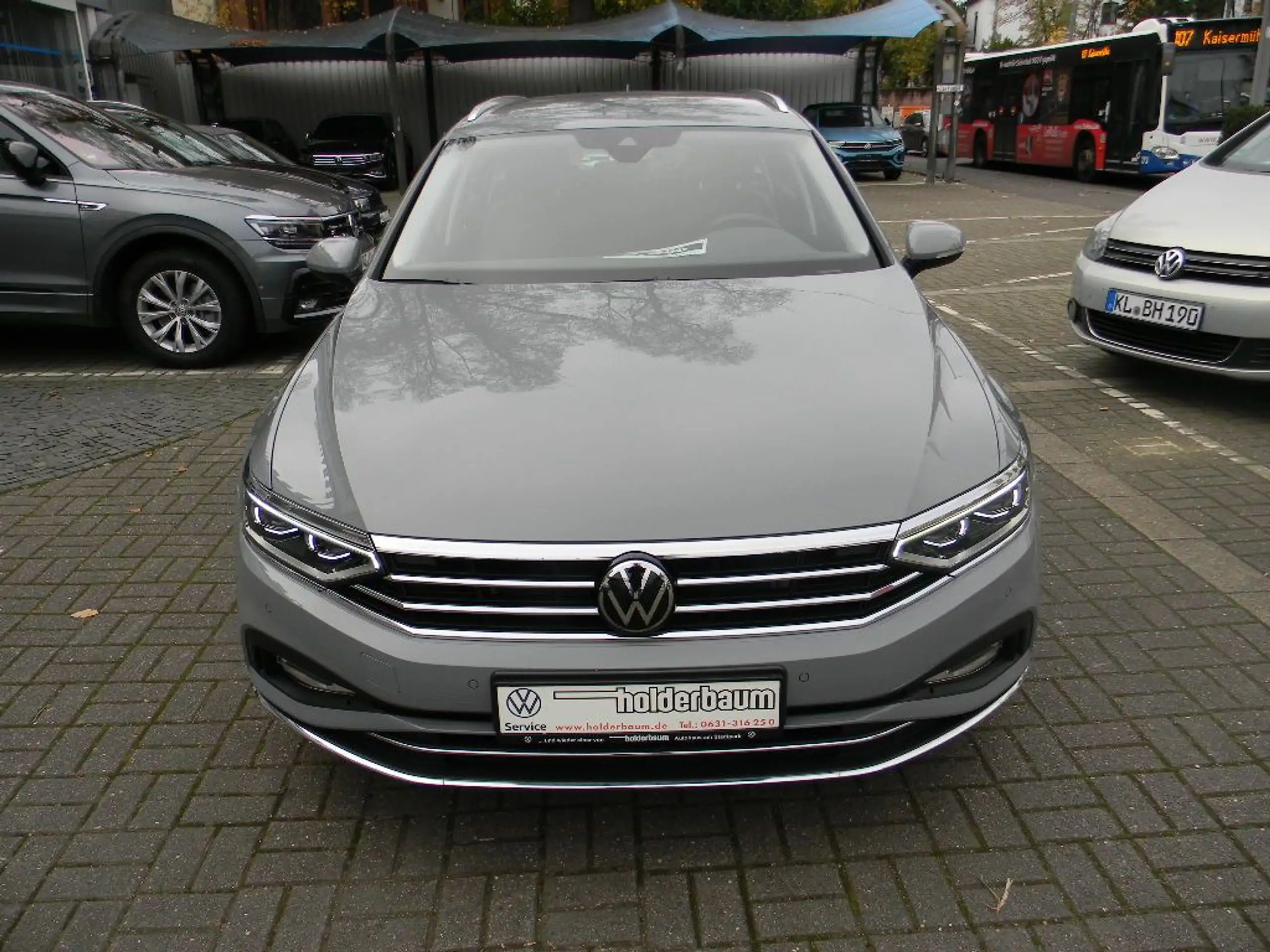 Volkswagen - Passat Variant