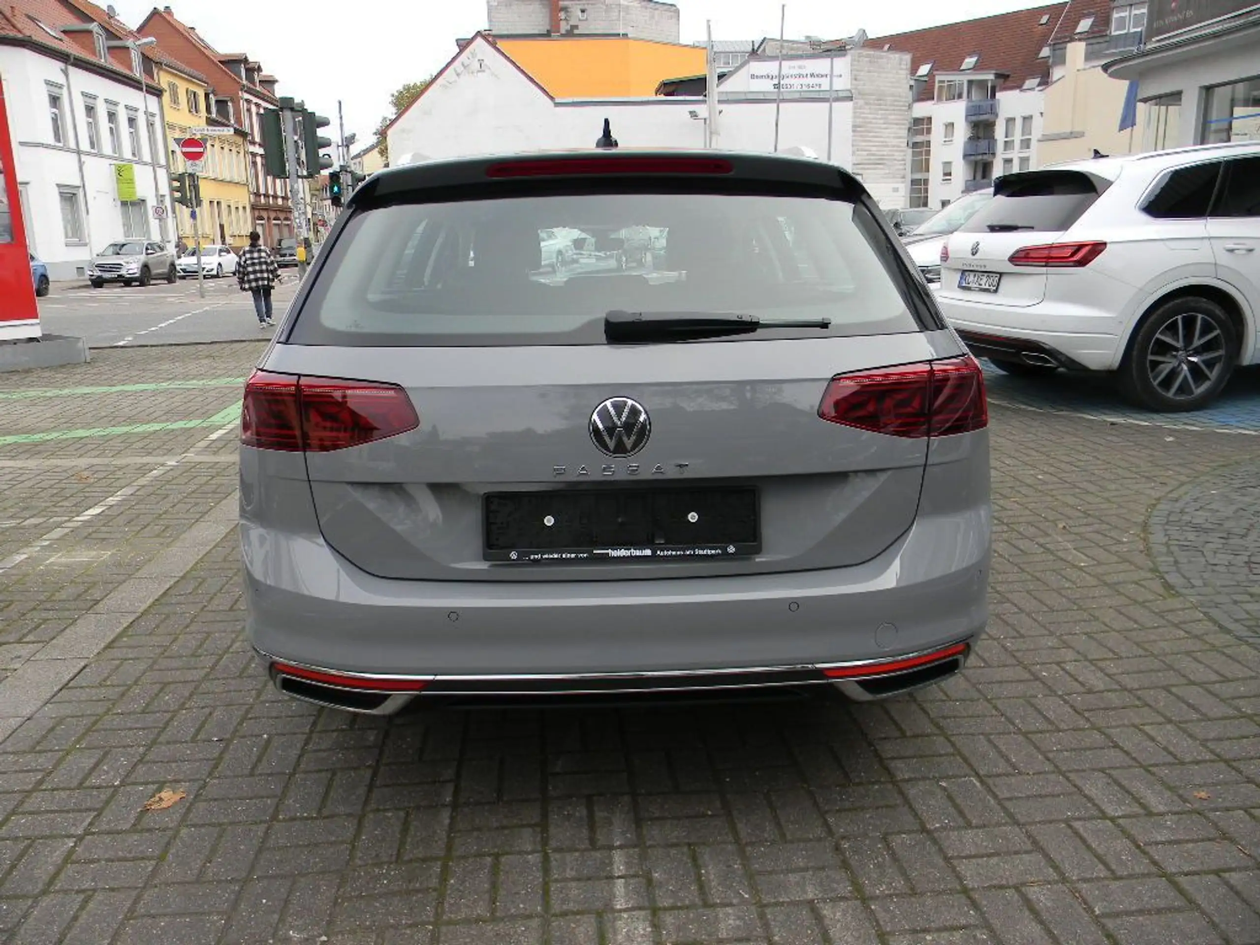 Volkswagen - Passat Variant