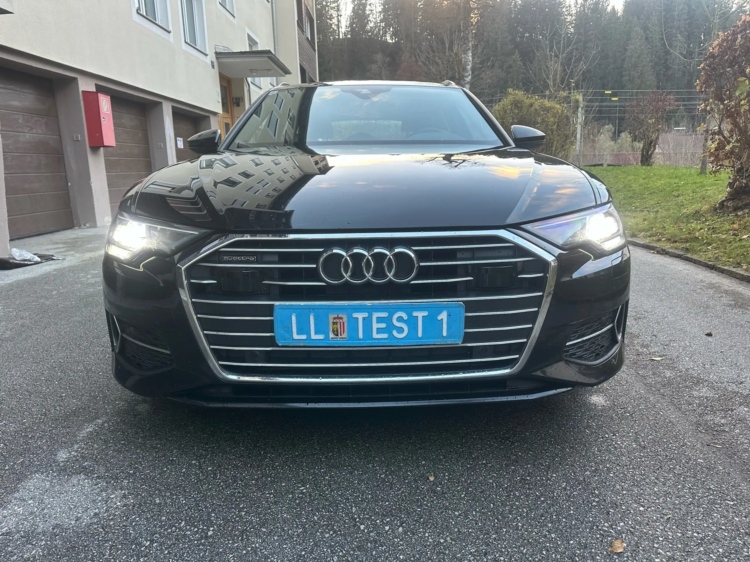 Audi - A6