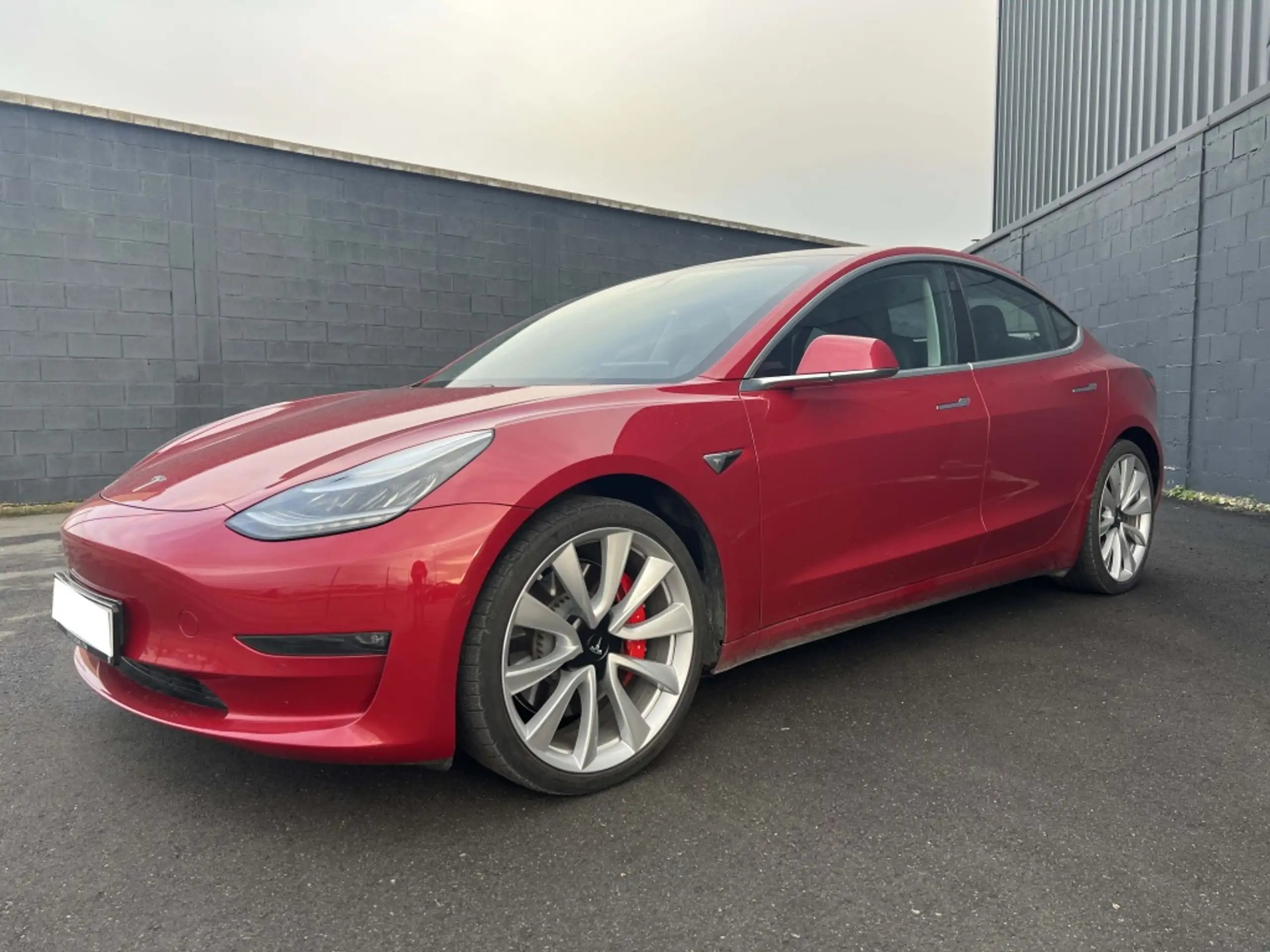 Tesla - Model 3