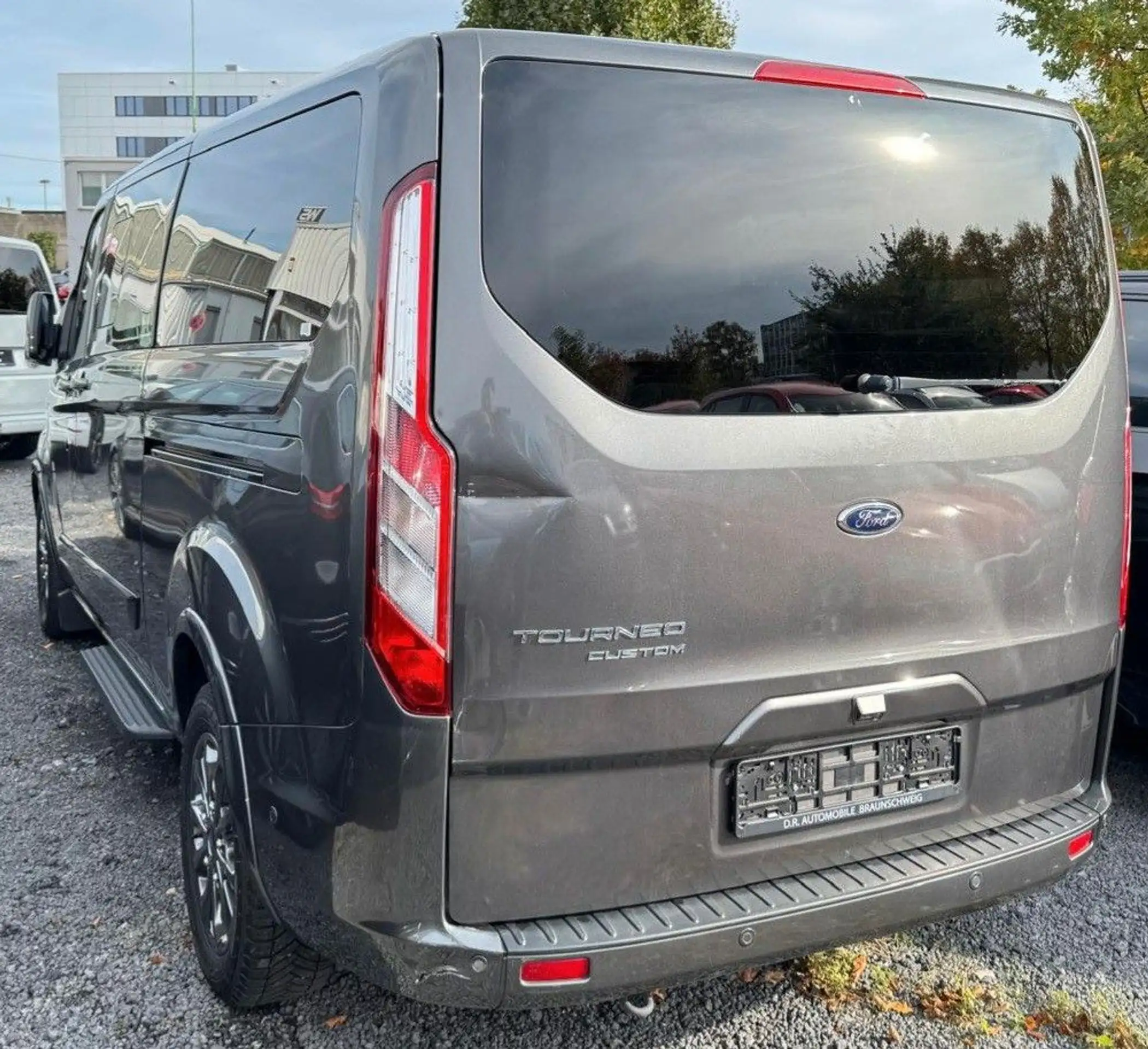 Ford - Tourneo Custom