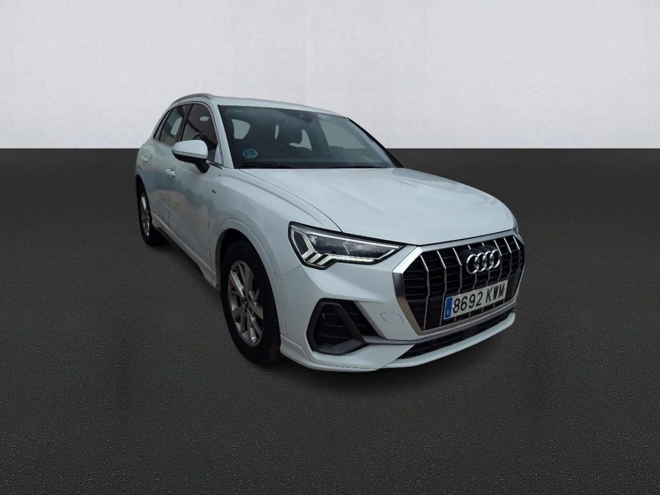 Audi - Q3