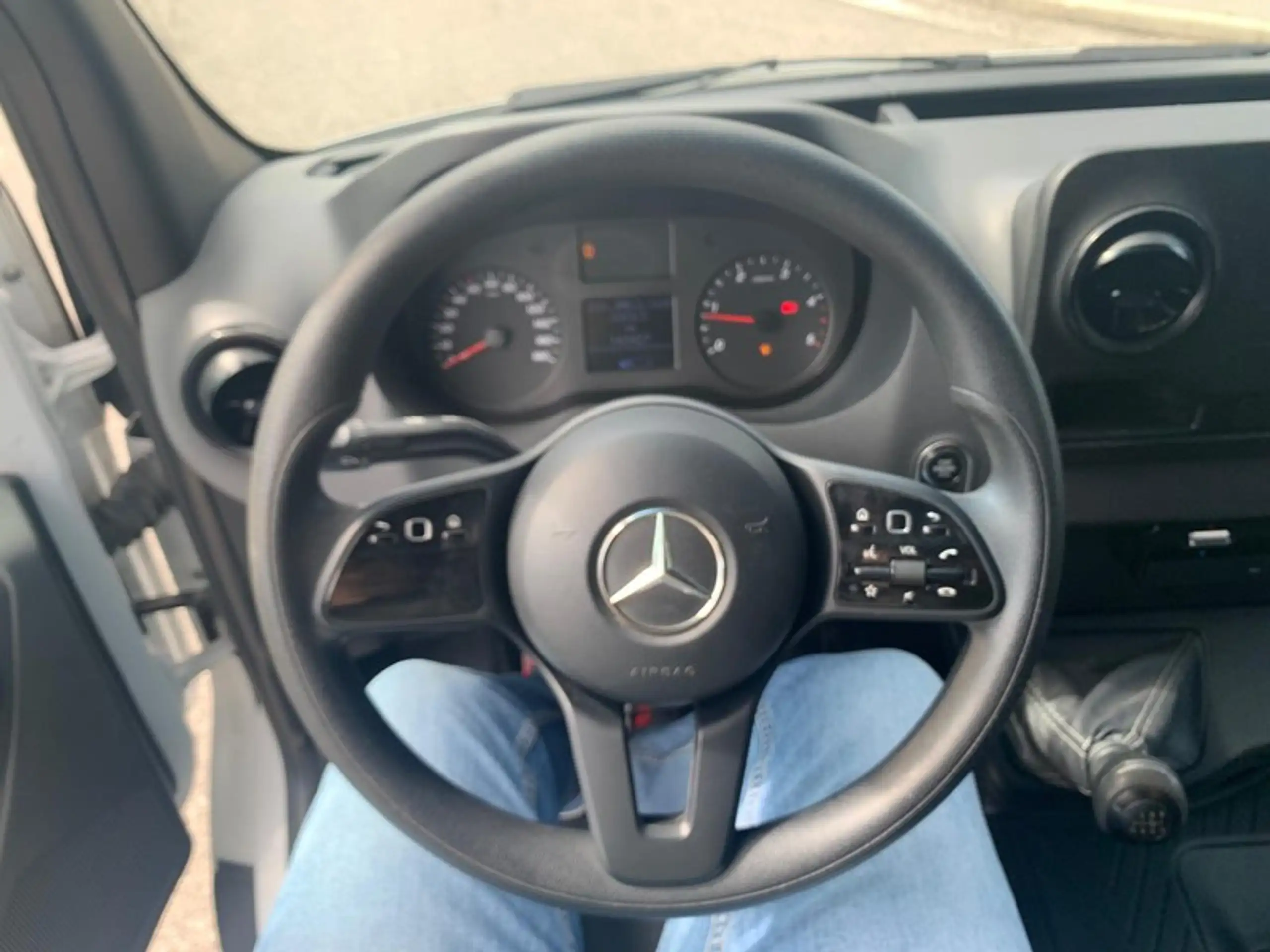 Mercedes-Benz - Sprinter