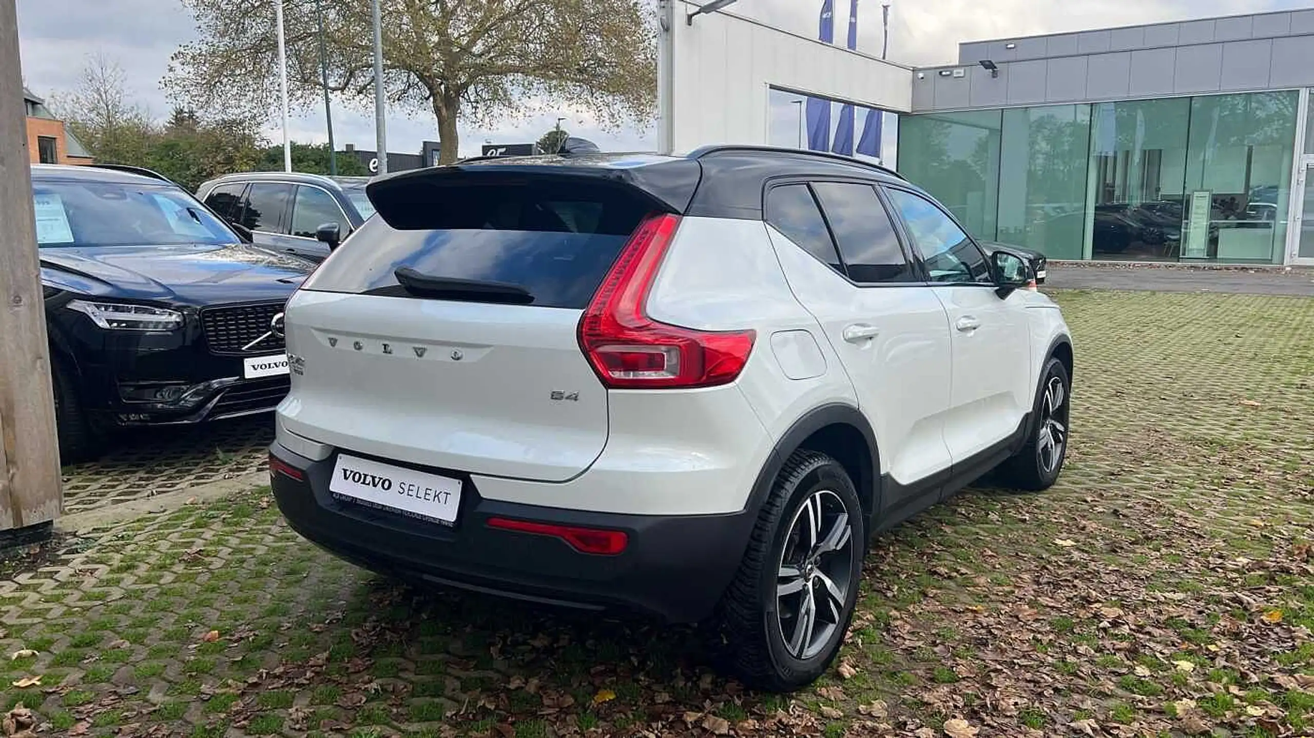 Volvo - XC40