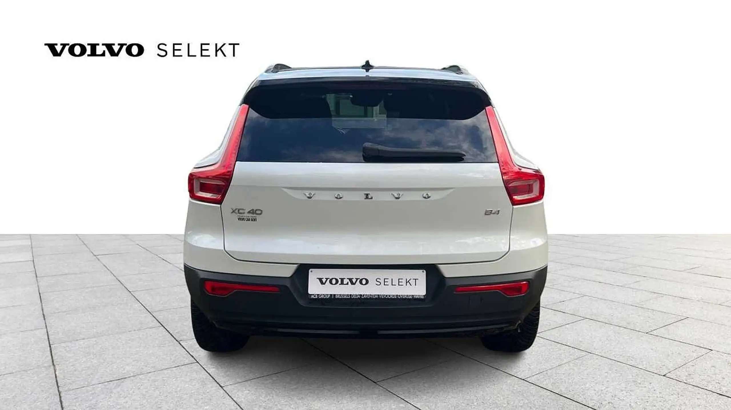 Volvo - XC40