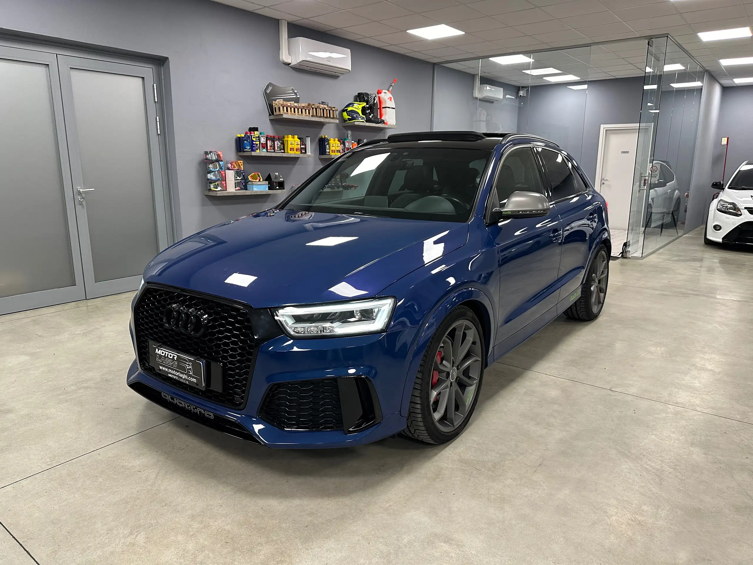 Audi - RS Q3