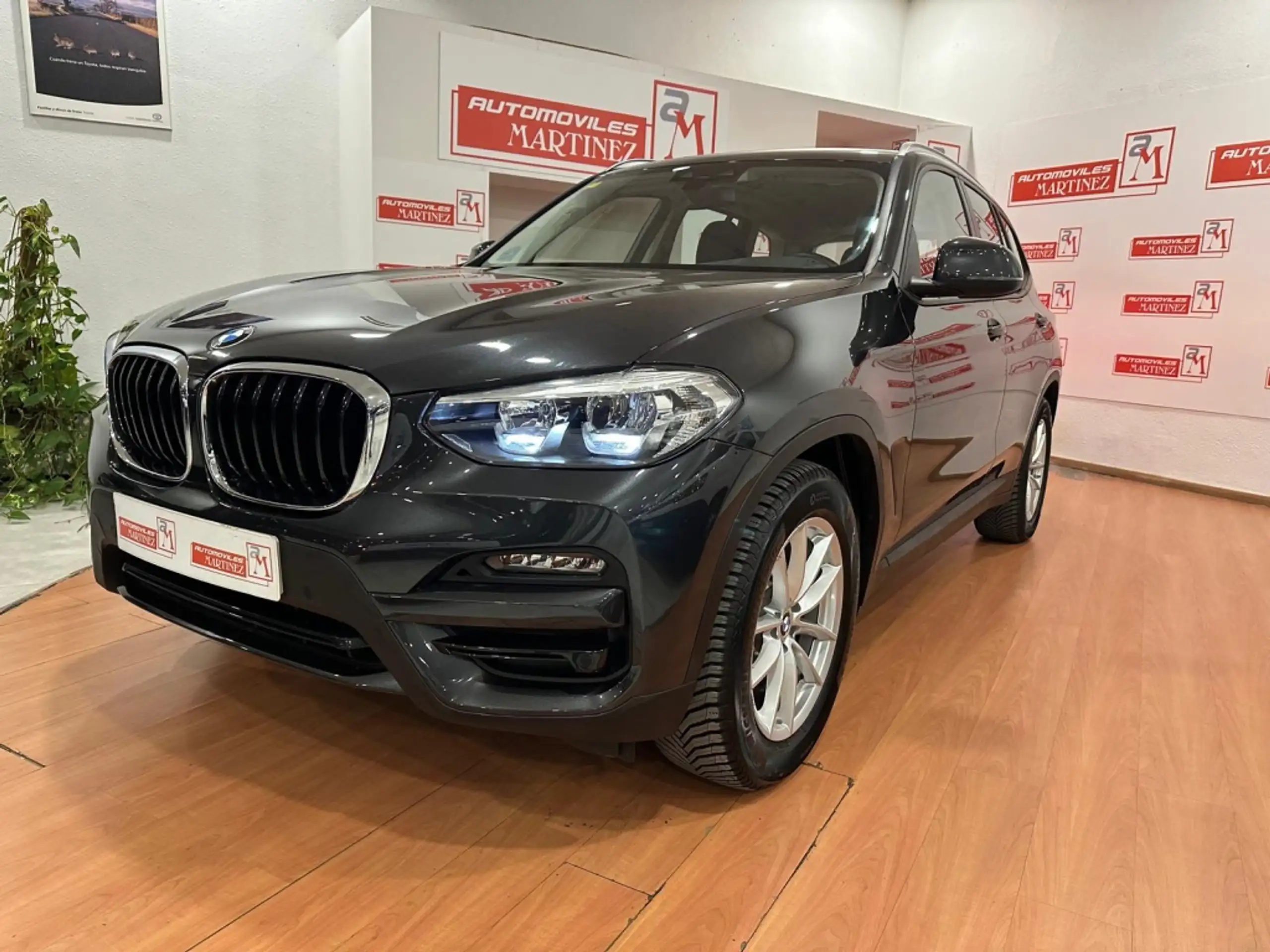 BMW - X3