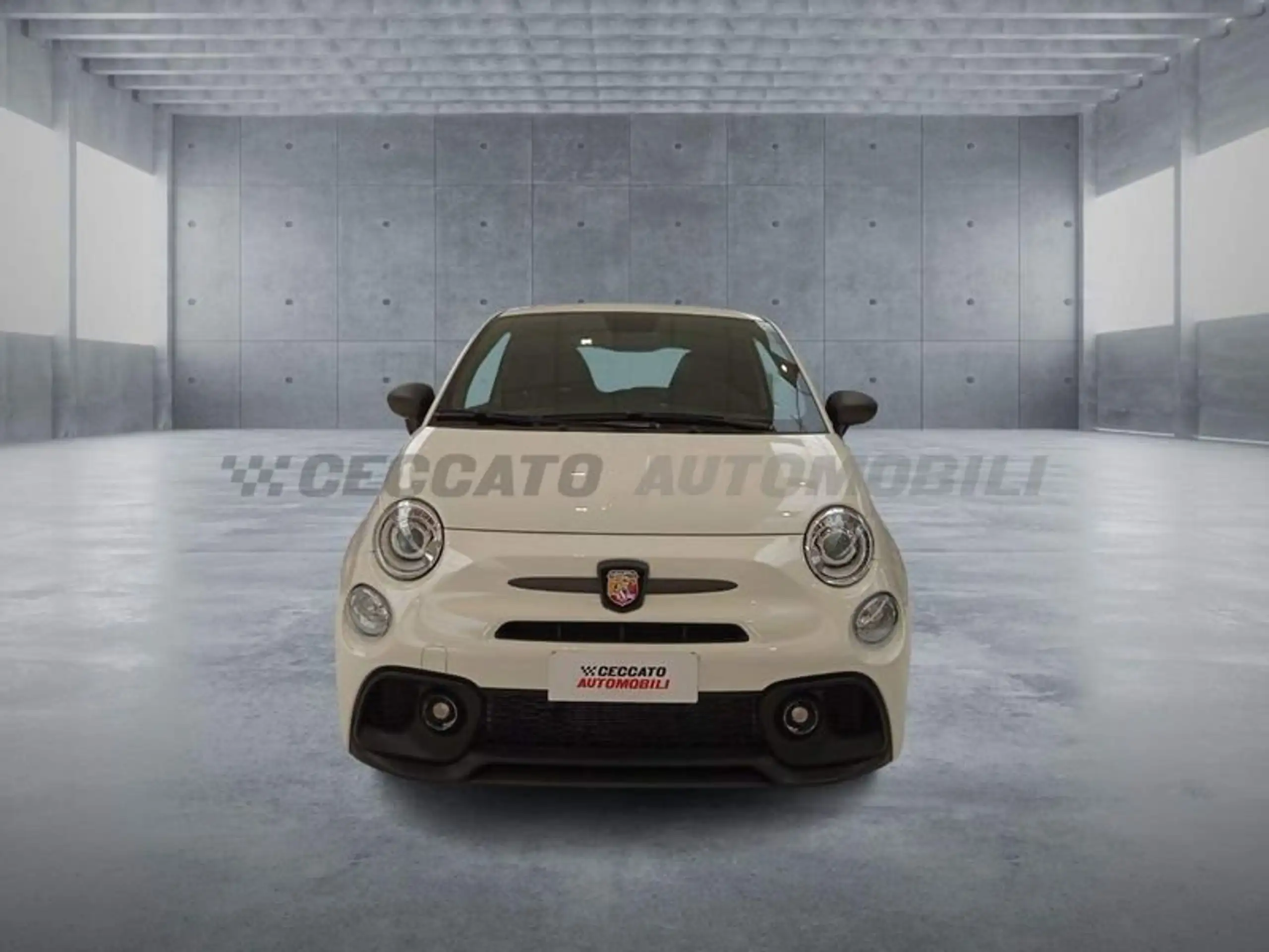 Abarth - 695