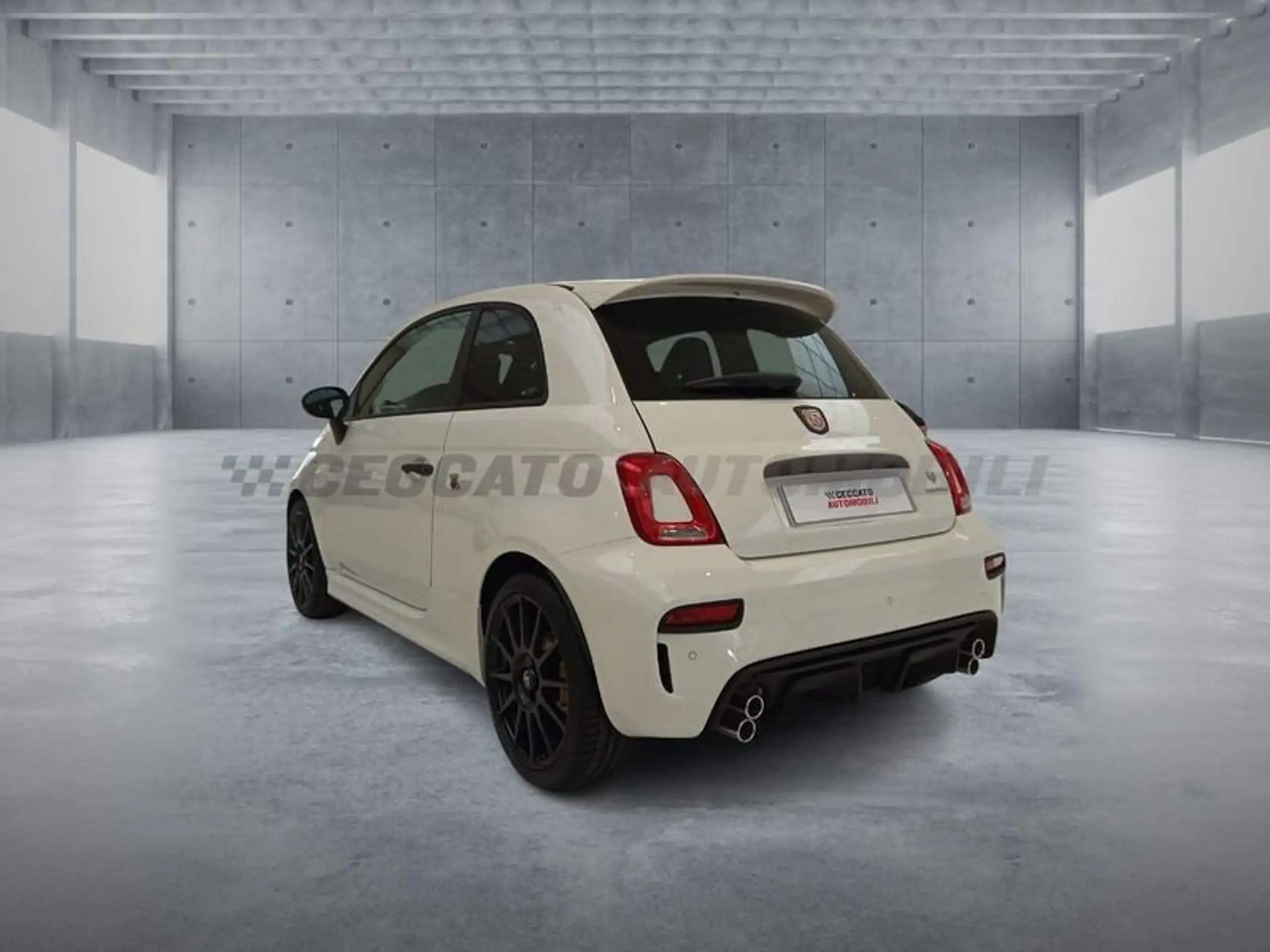 Abarth - 695