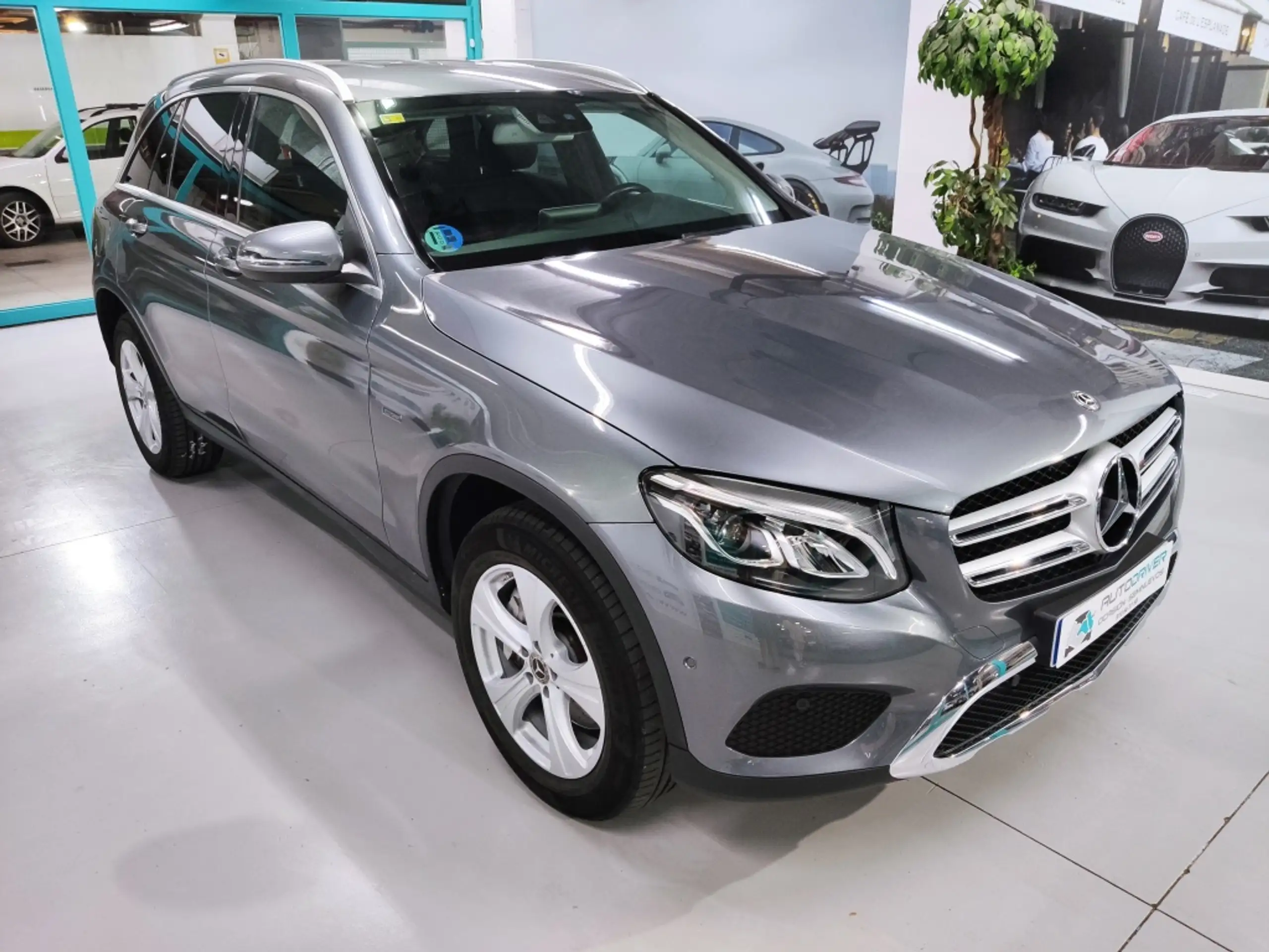 Mercedes-Benz - GLC 350