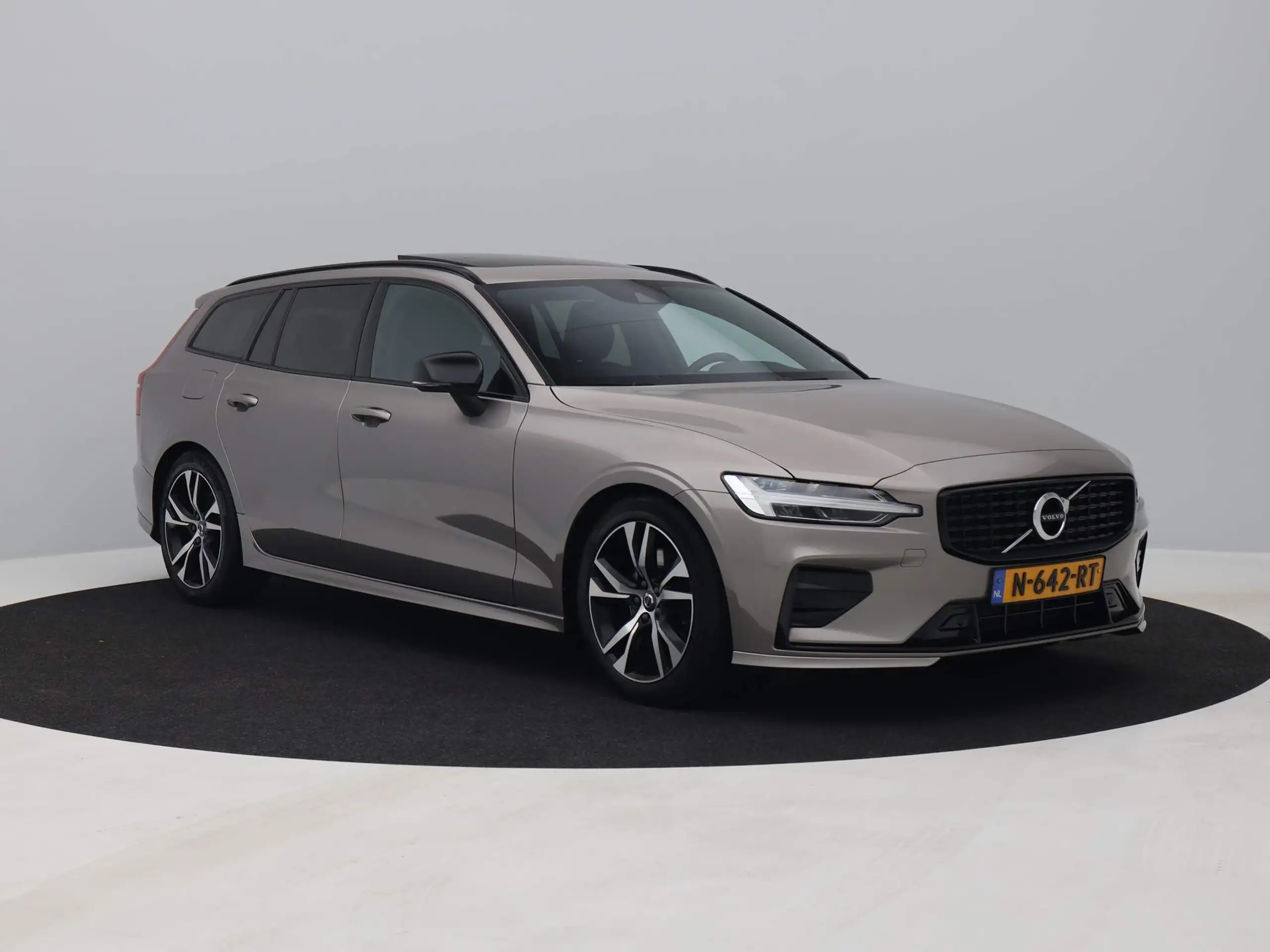 Volvo - V60