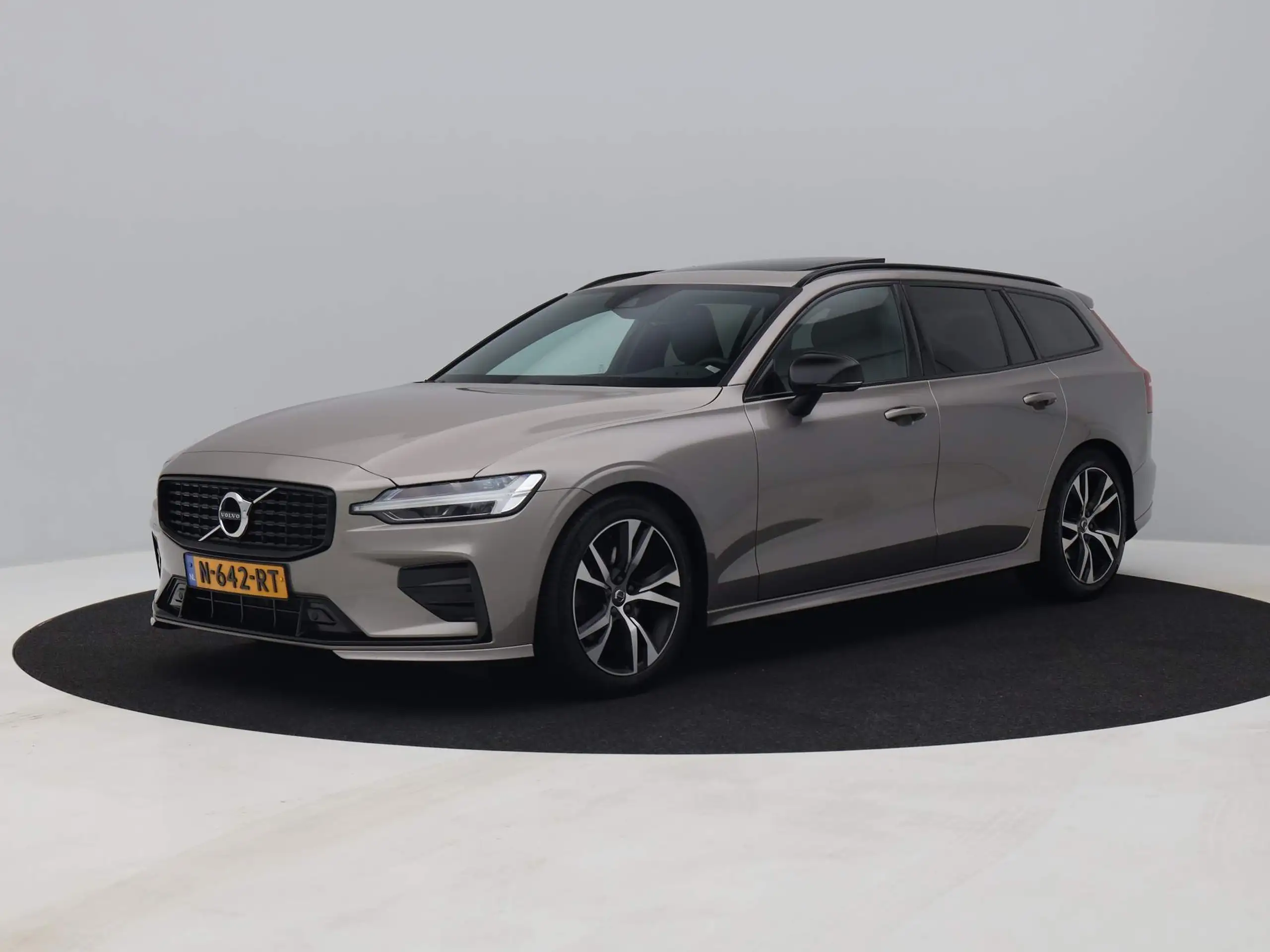 Volvo - V60