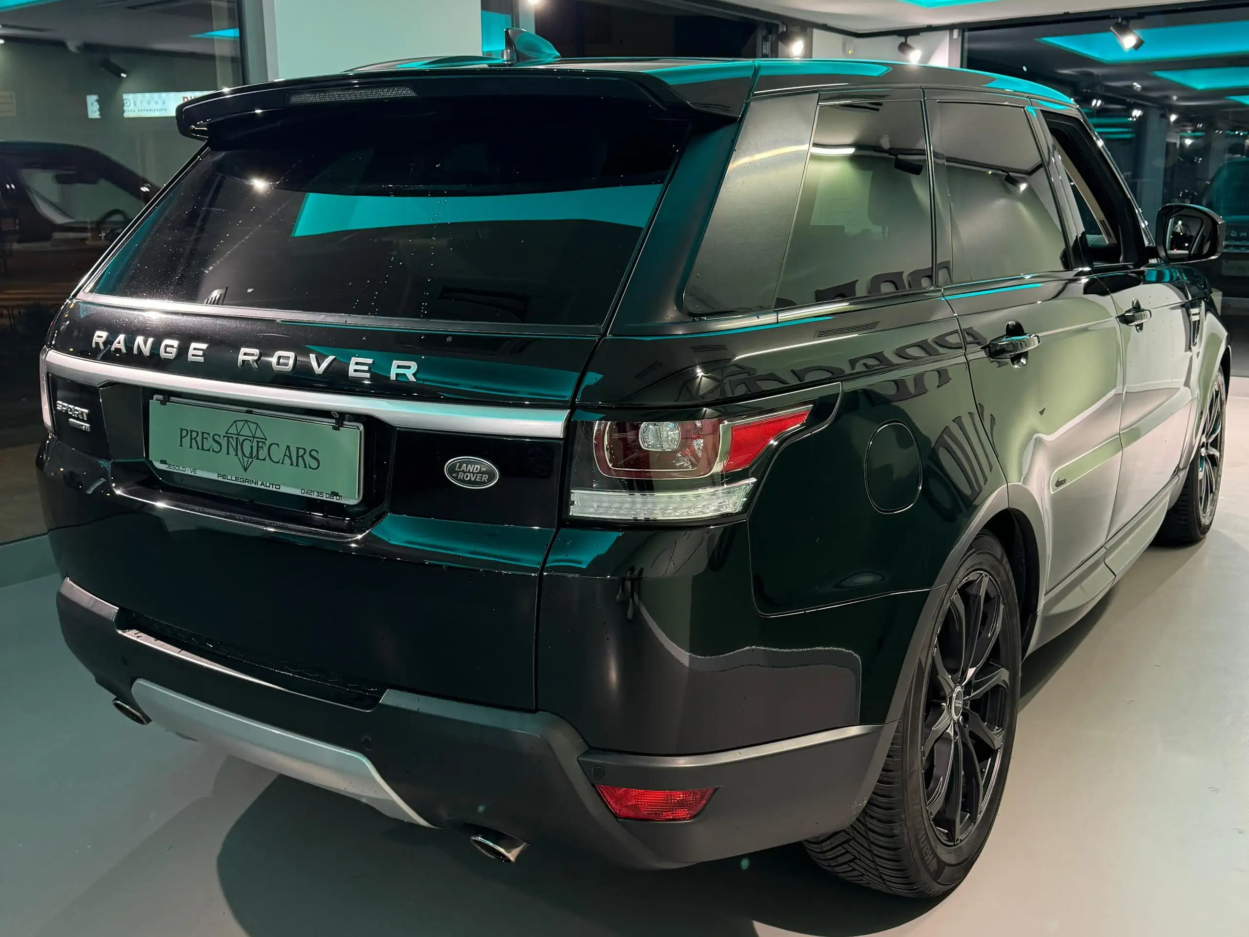 Land Rover - Range Rover Sport