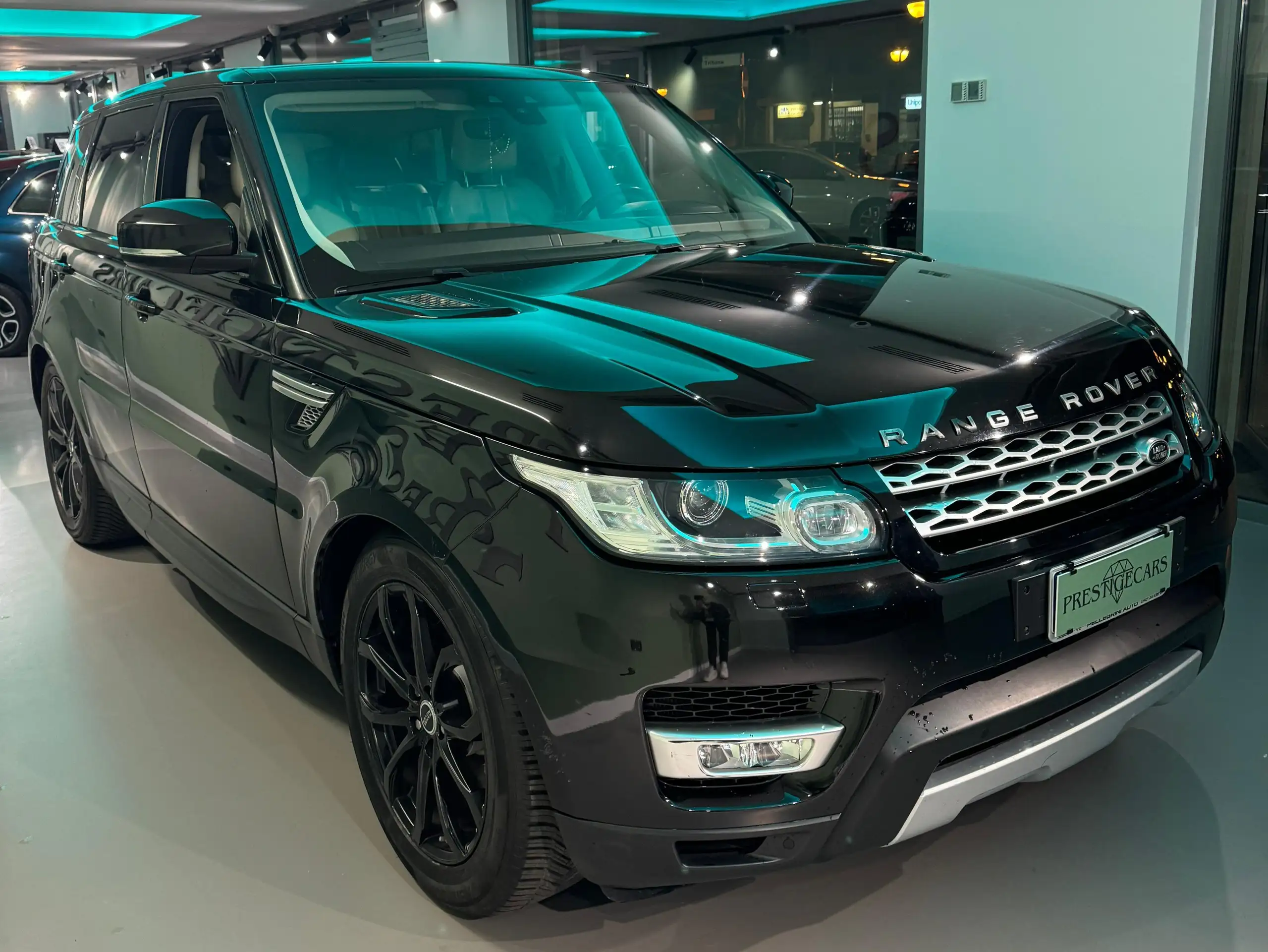 Land Rover - Range Rover Sport