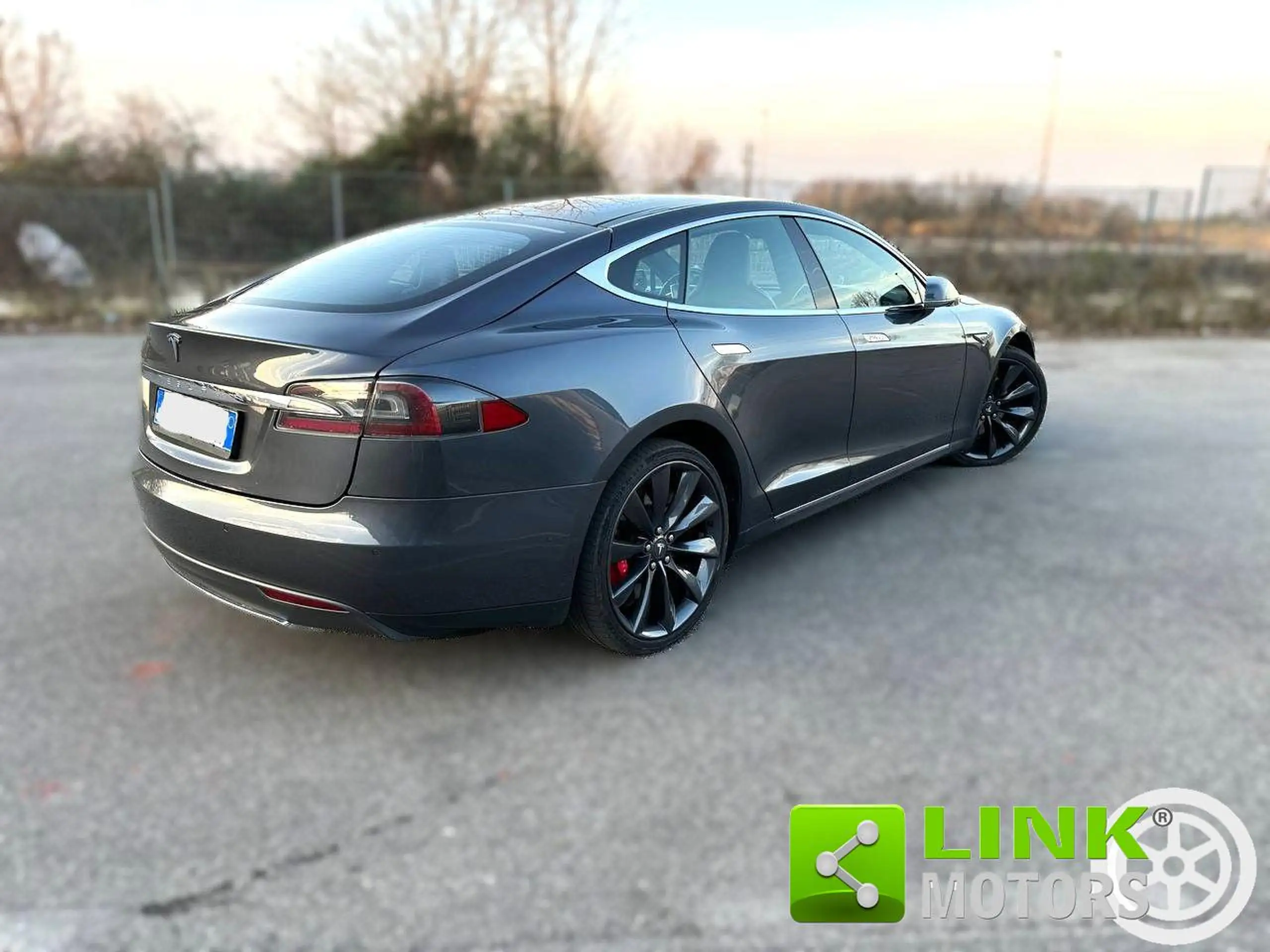 Tesla - Model S