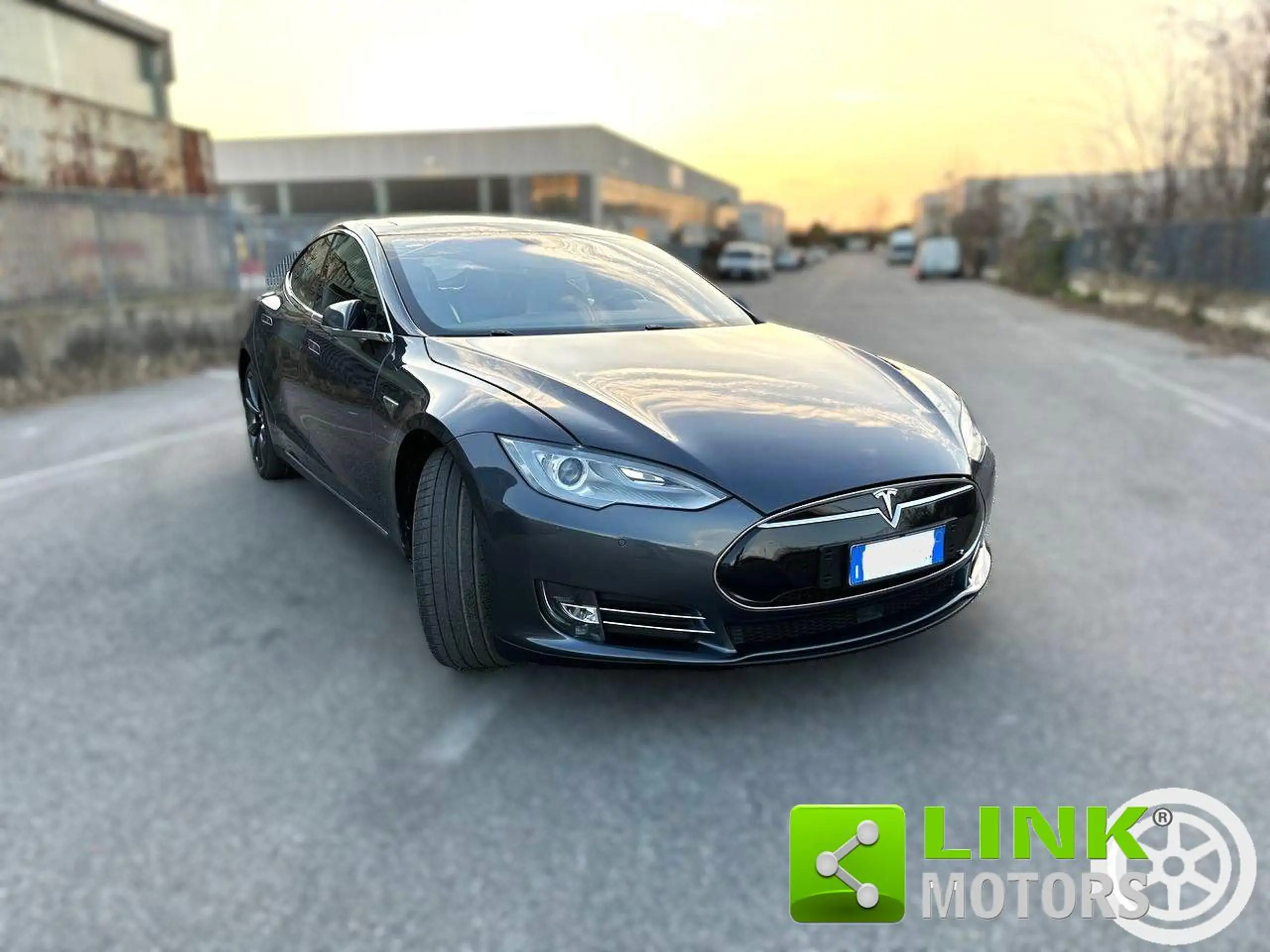 Tesla - Model S