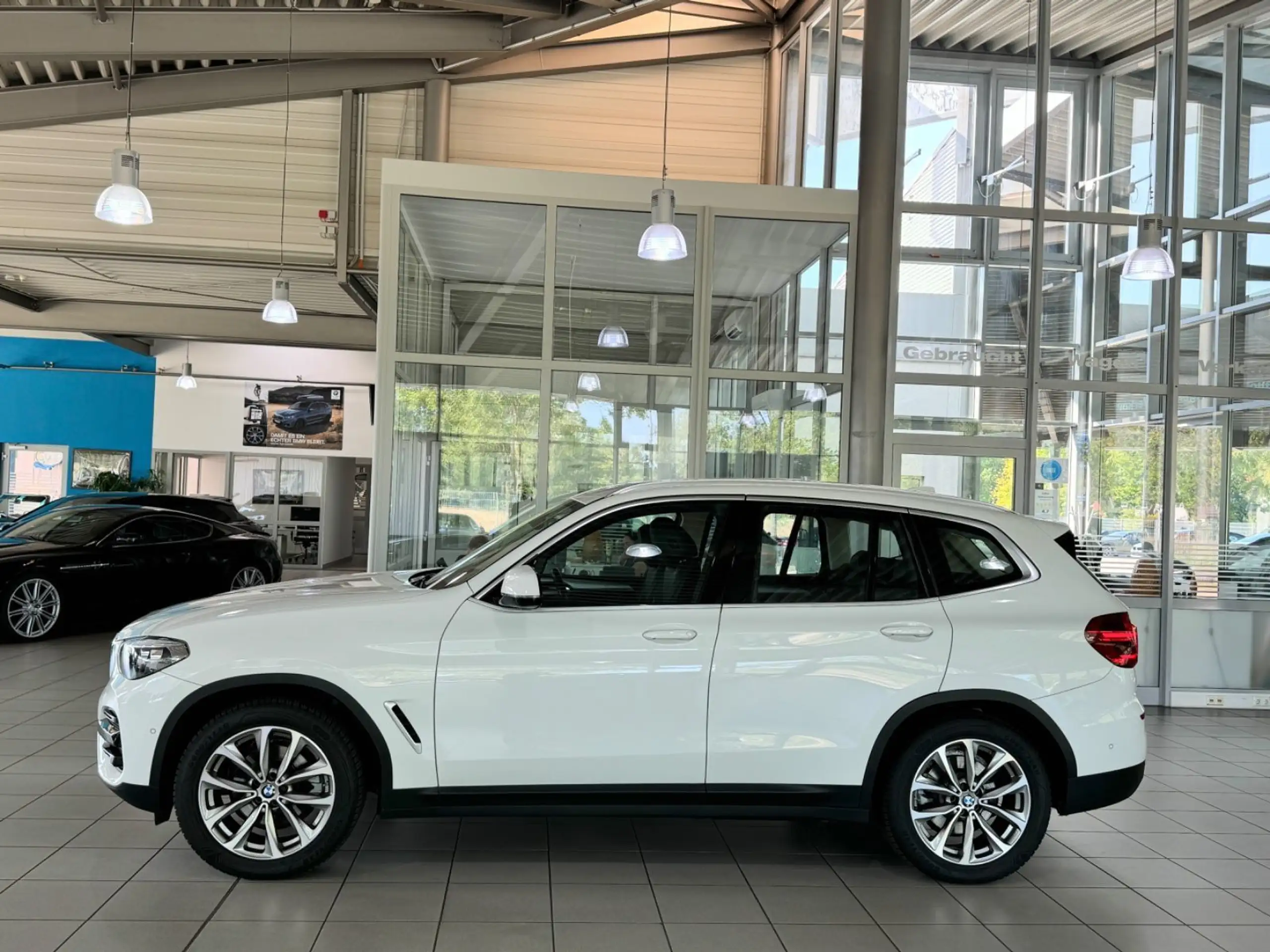 BMW - X3