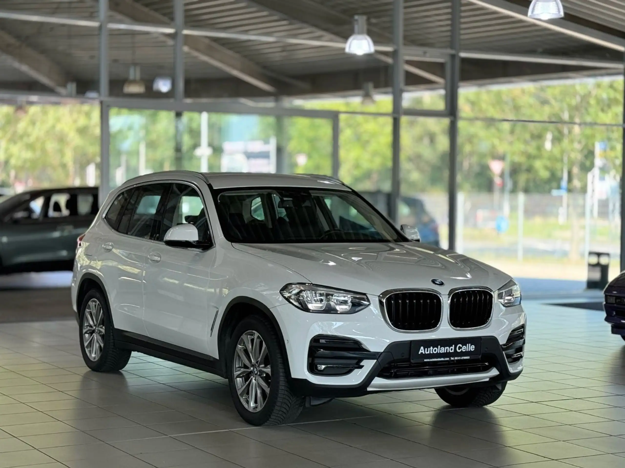 BMW - X3