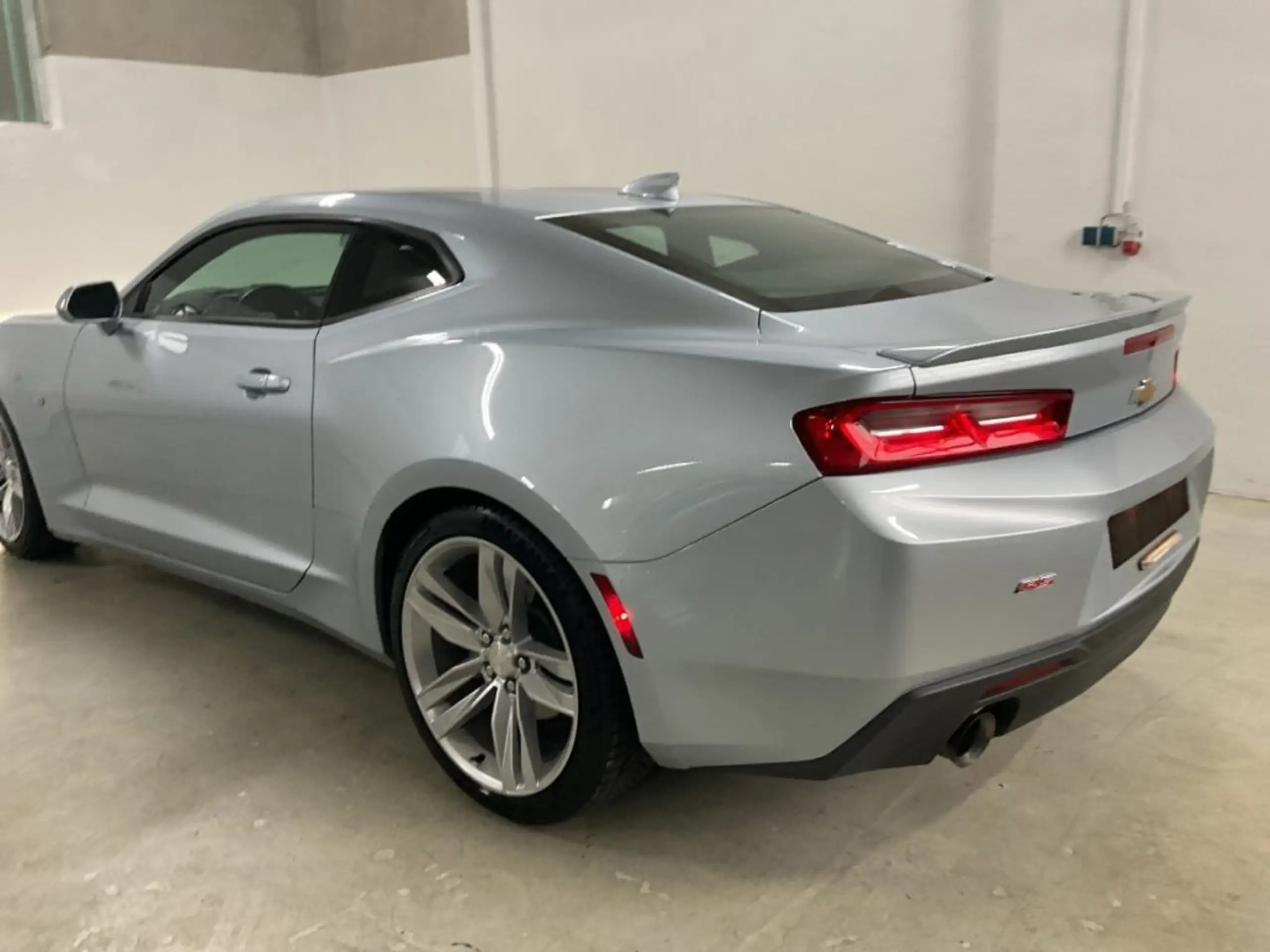 Chevrolet - Camaro